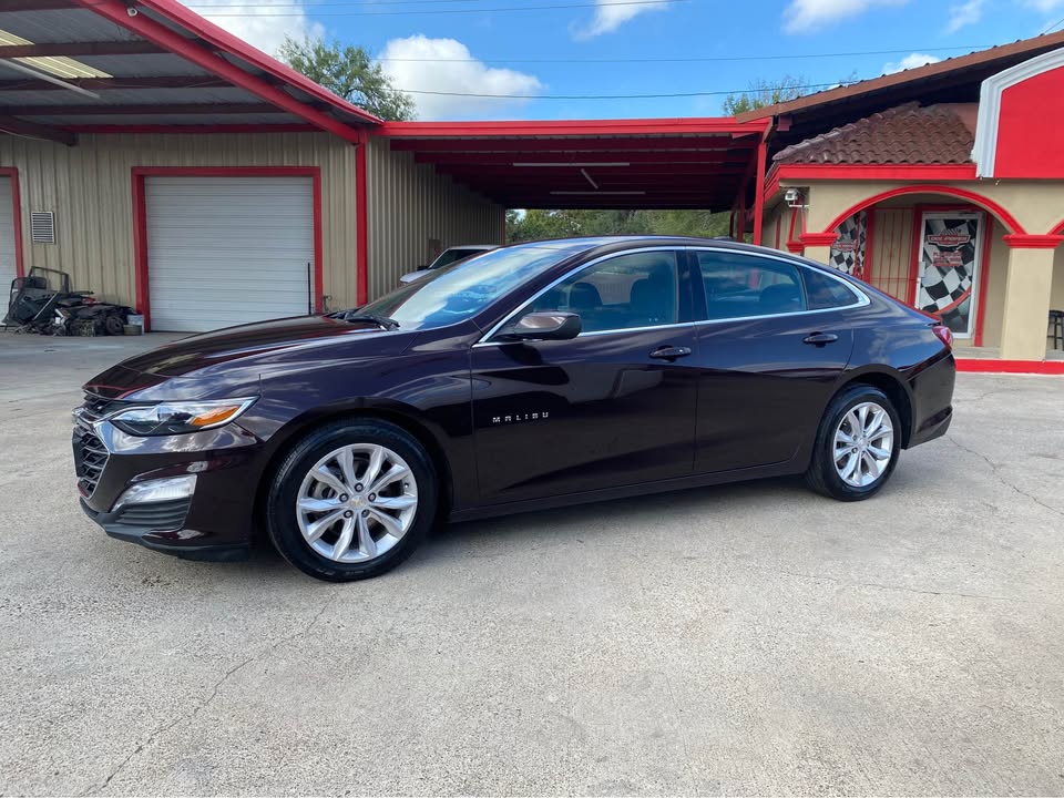 Dos Primos Auto Sales added a new... - Dos Primos Auto Sales