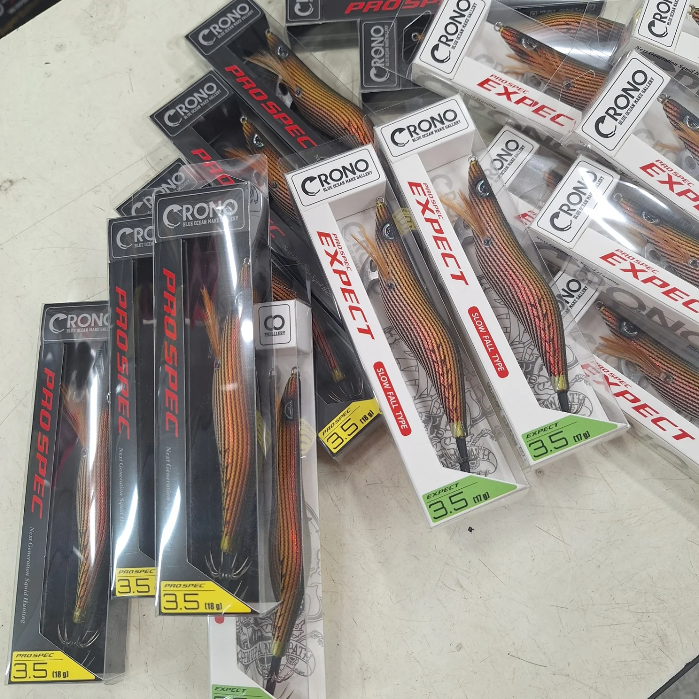入荷情報】 こんにちは☔ クロノ プロスペック3,5号のせとうちオリカラ