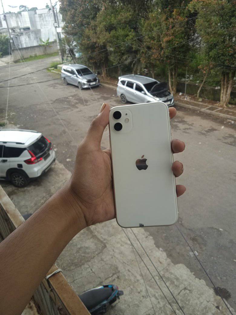 jual beli iphone Cianjur 1 | Iphone 11 inter 64gb (wifi only) simlock