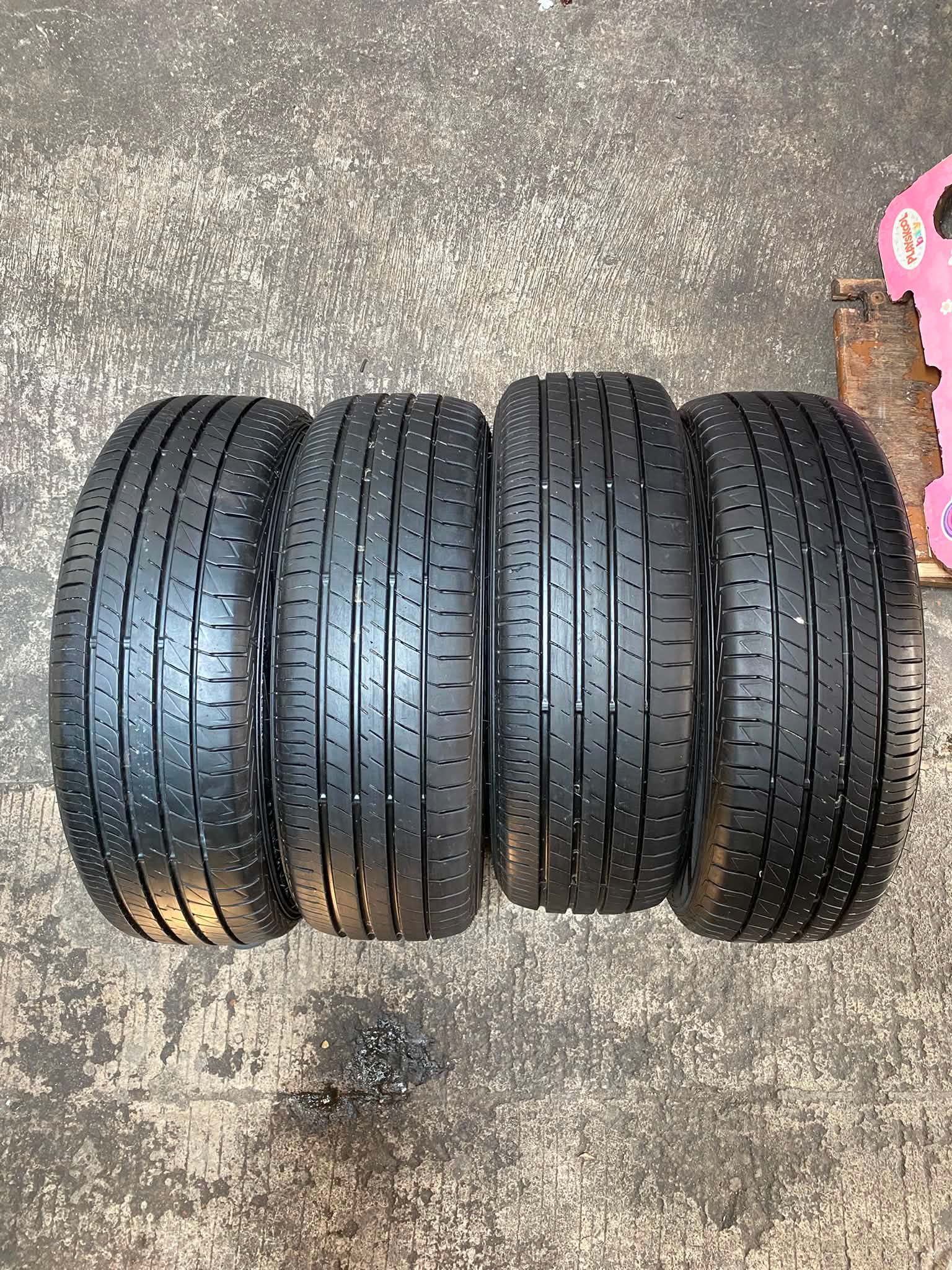 dunlop 185/60R15 2025 dot GHINNAD R ВСА SCA© S A 8 С AAE