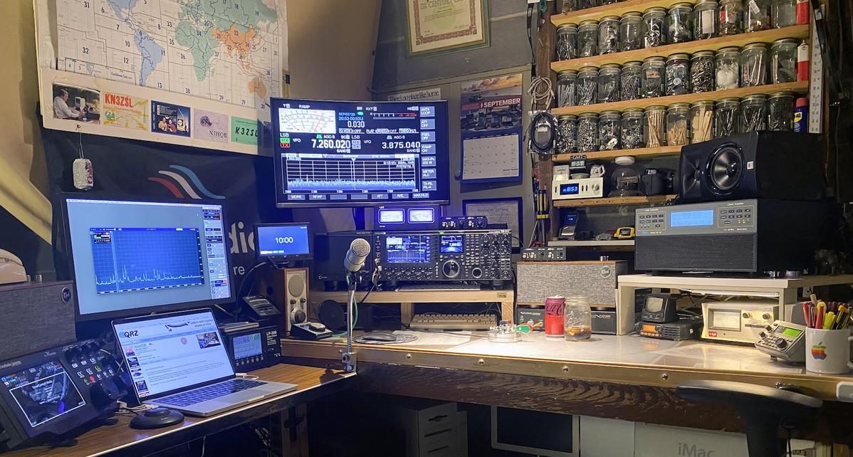 4 F - N3HQB HAM RADIO SHACK #amateurradiohobby #hamradiostuff # ...