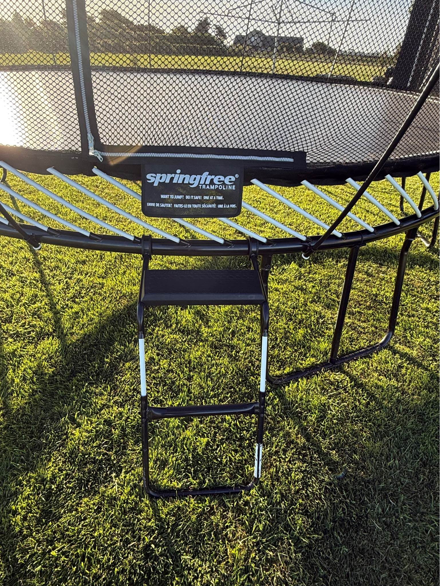Trampoline Springfree Jumbo Round plus Tramp Scooter (Springfree ...
