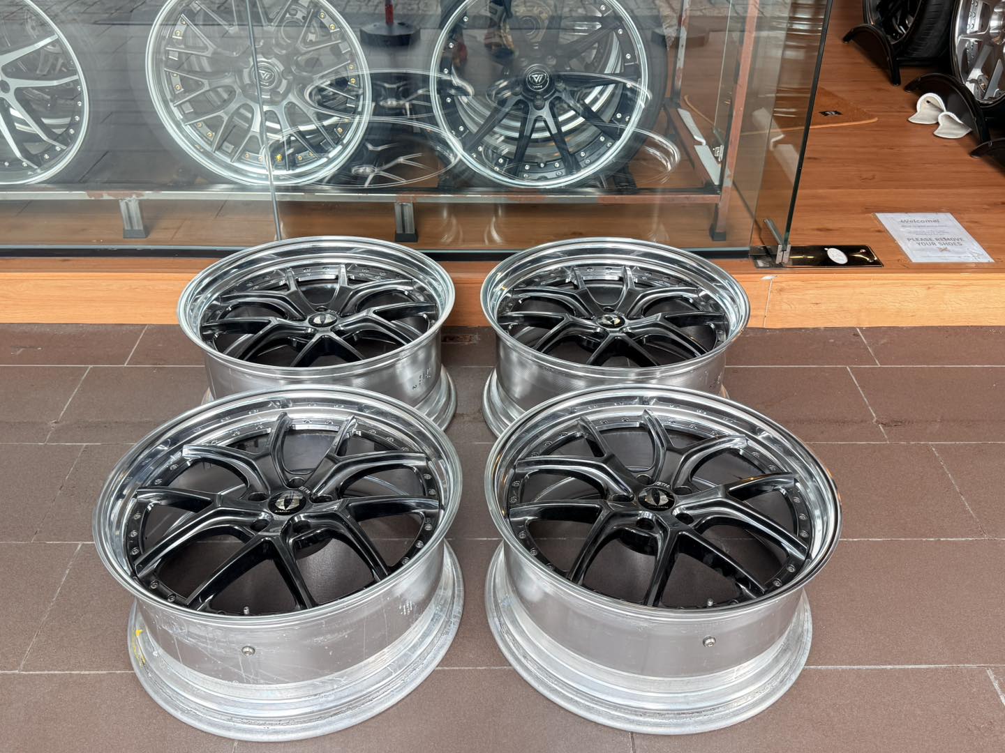 VAES - Verz KCV03 Crystal Black – 21 Inch • Brand New (In-Stock 