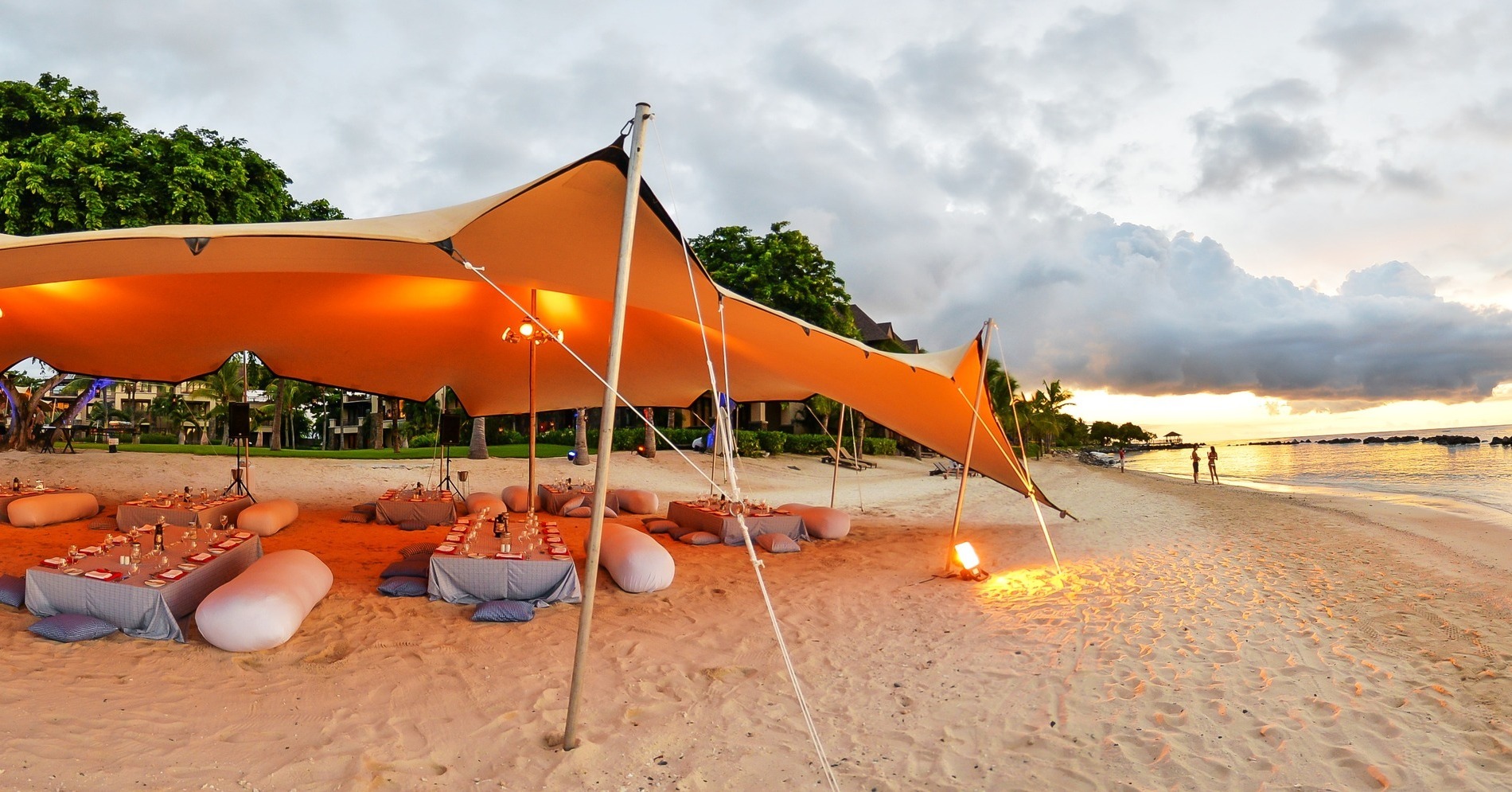 acacia xl floating tent Space Canopy – Acacia Outdoor Length:11