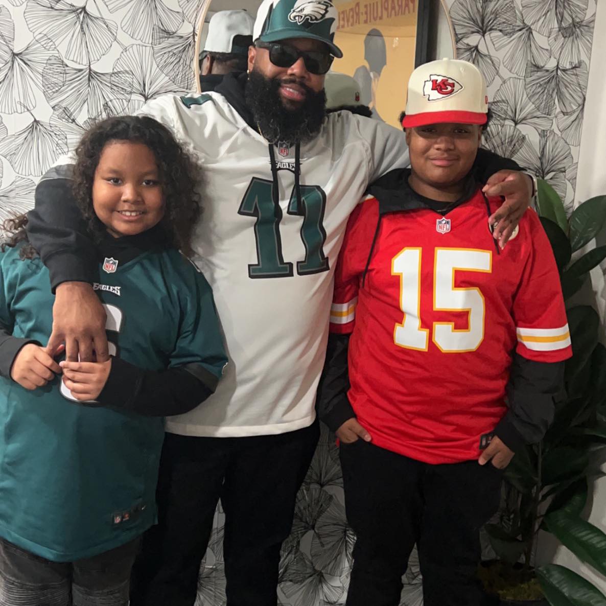 Week 5 we in London #BirdGang #philadelphiaeagles #61 | Rufus Fuss Nelson