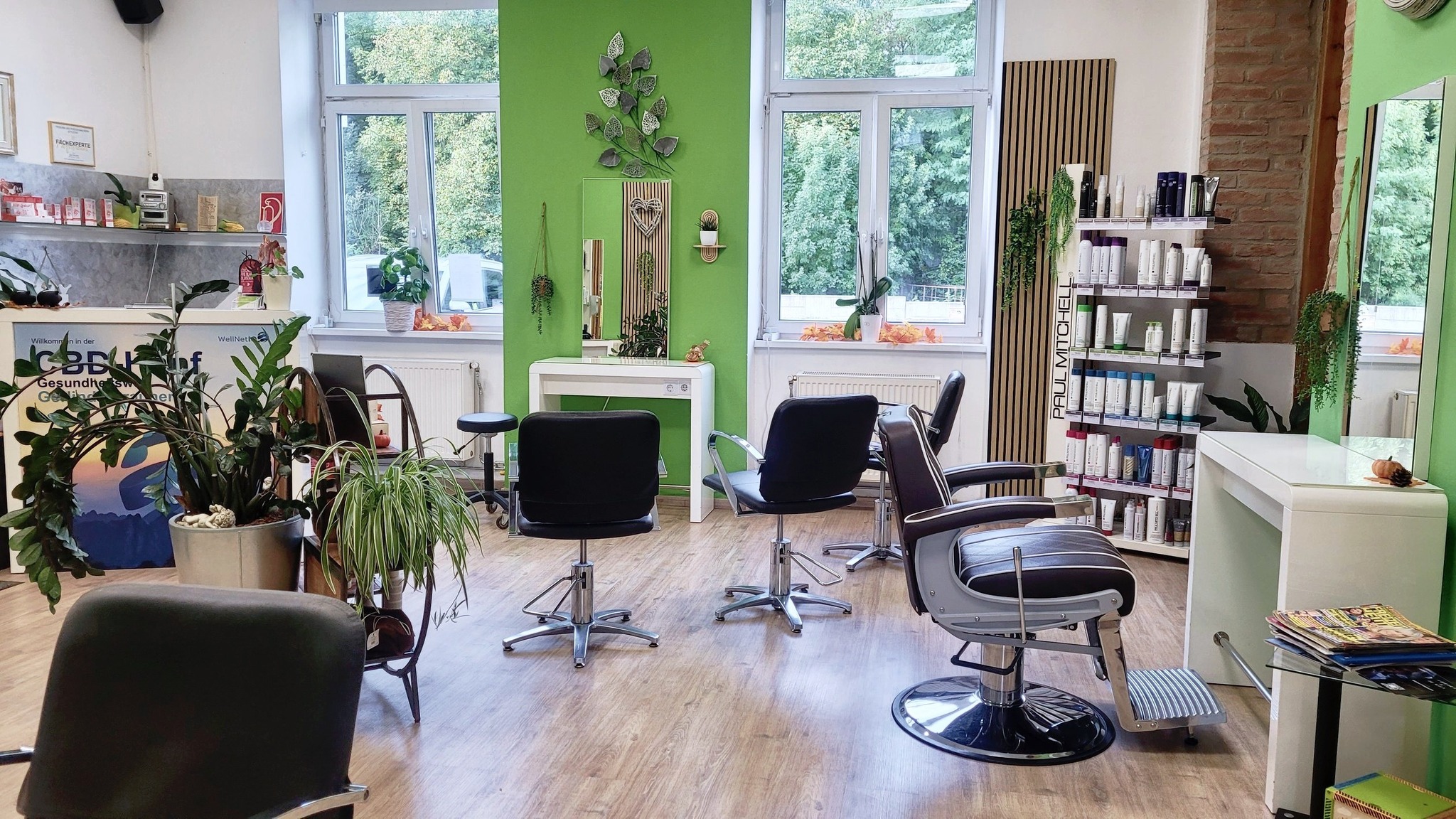 friseursalon-friseurzubeh-r-gerlinde-kammern
