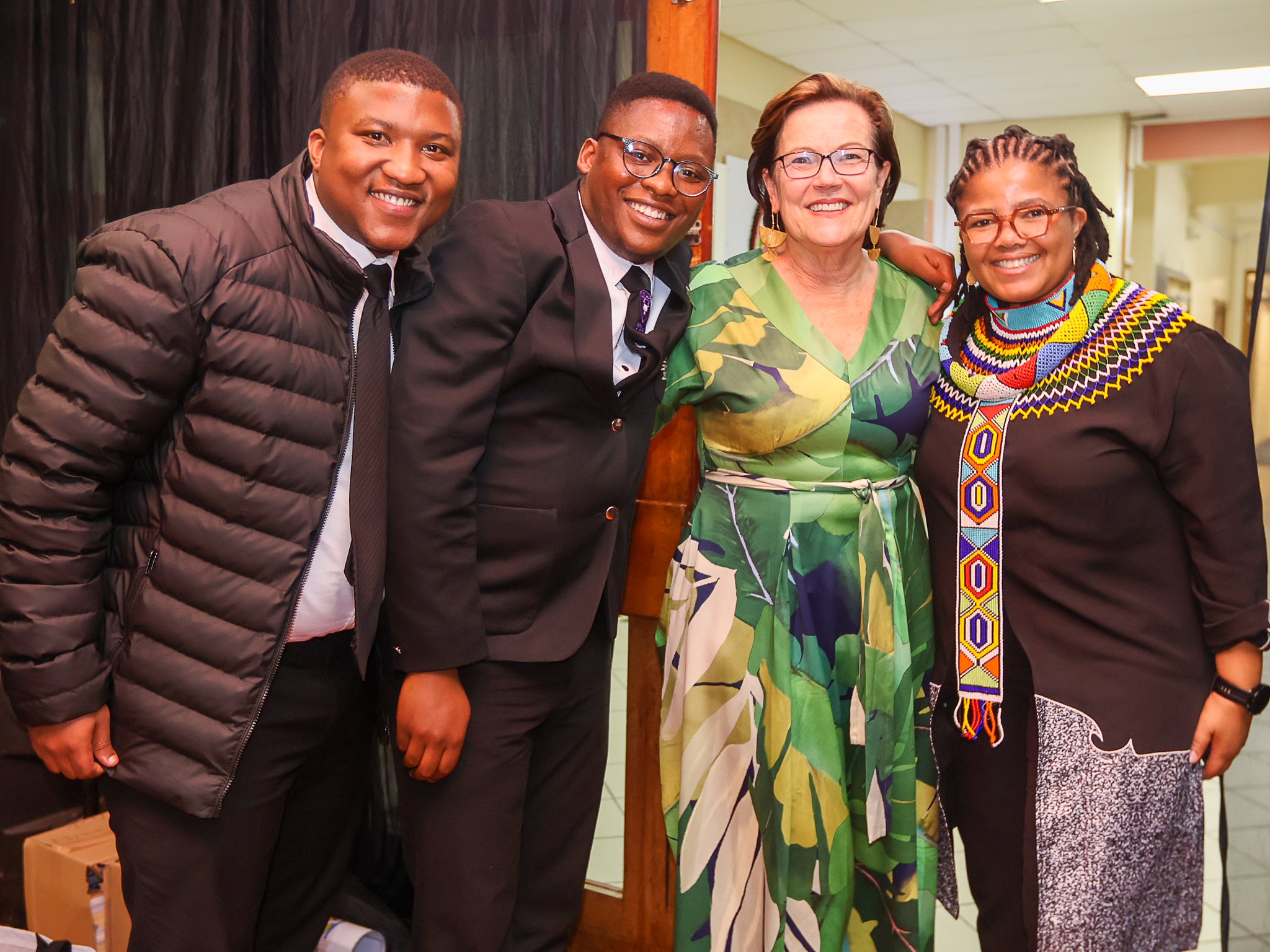 RUCE:... - RUCE: Rhodes University Community Engagement