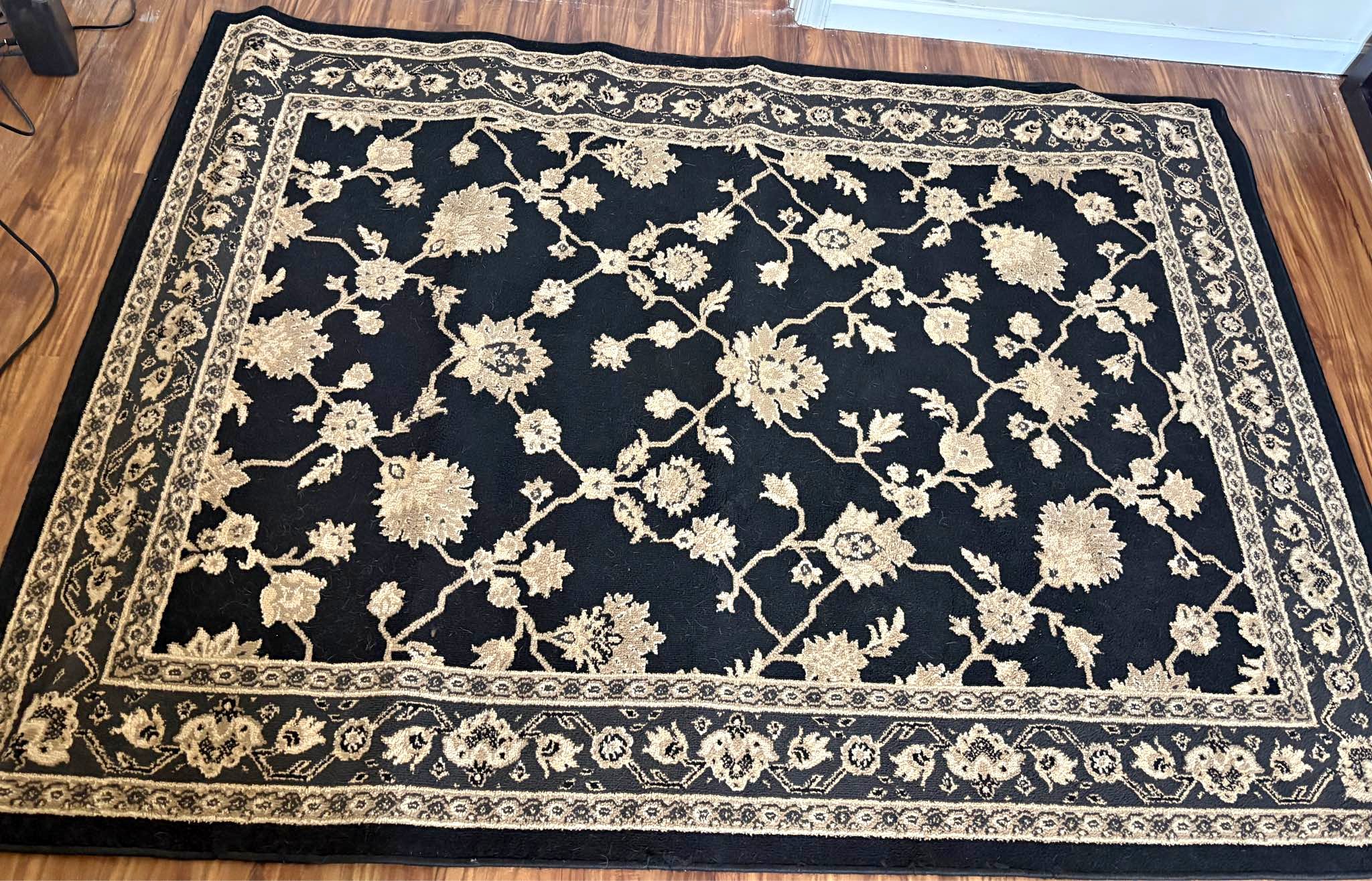 Area rug - Area Rugs | Facebook Marketplace