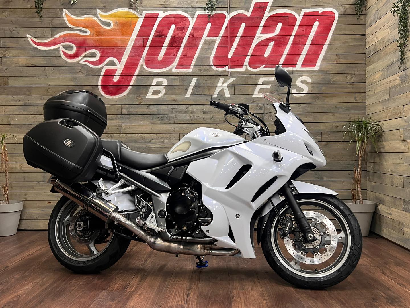 JUST ARRIVED‼️ Suzuki GSX1250F, 2014 '14' plate with just 15518