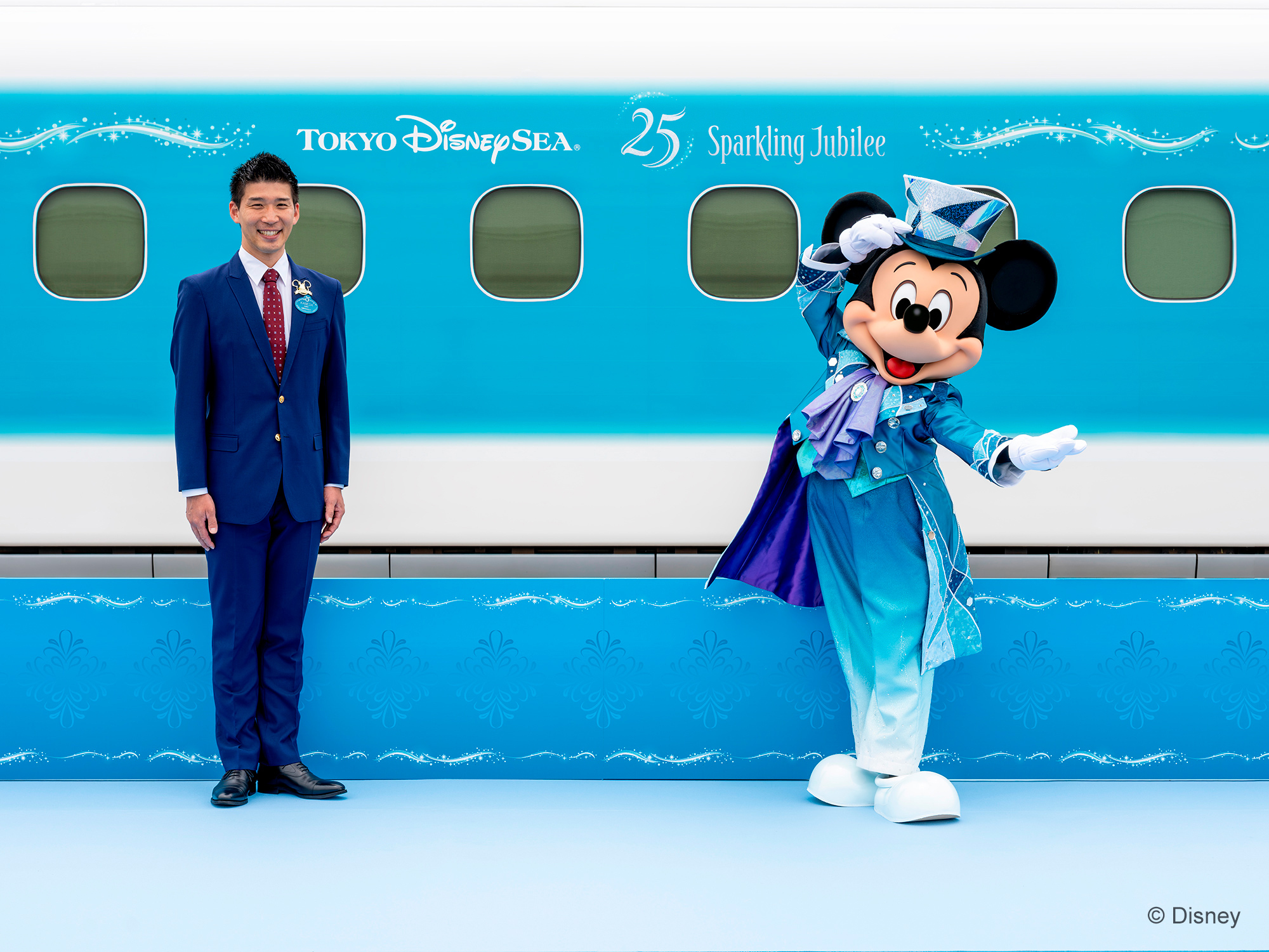 Sparkling Dreams Shinkansen」本日お披露目✨ 「東京ディズニーシー