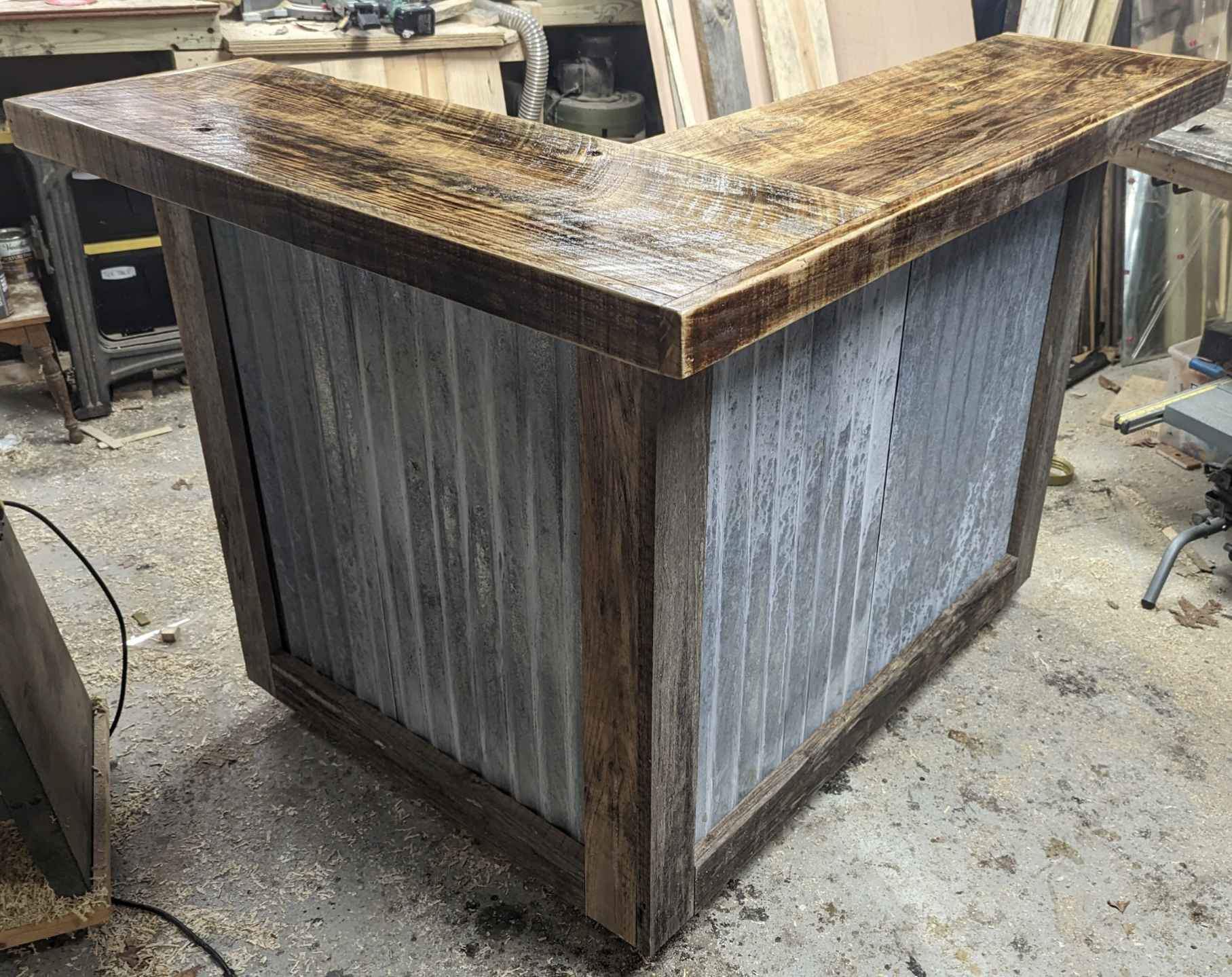 Custom Rustic Barnwood Bars, Reception Desks, Service Counters, Tables ...