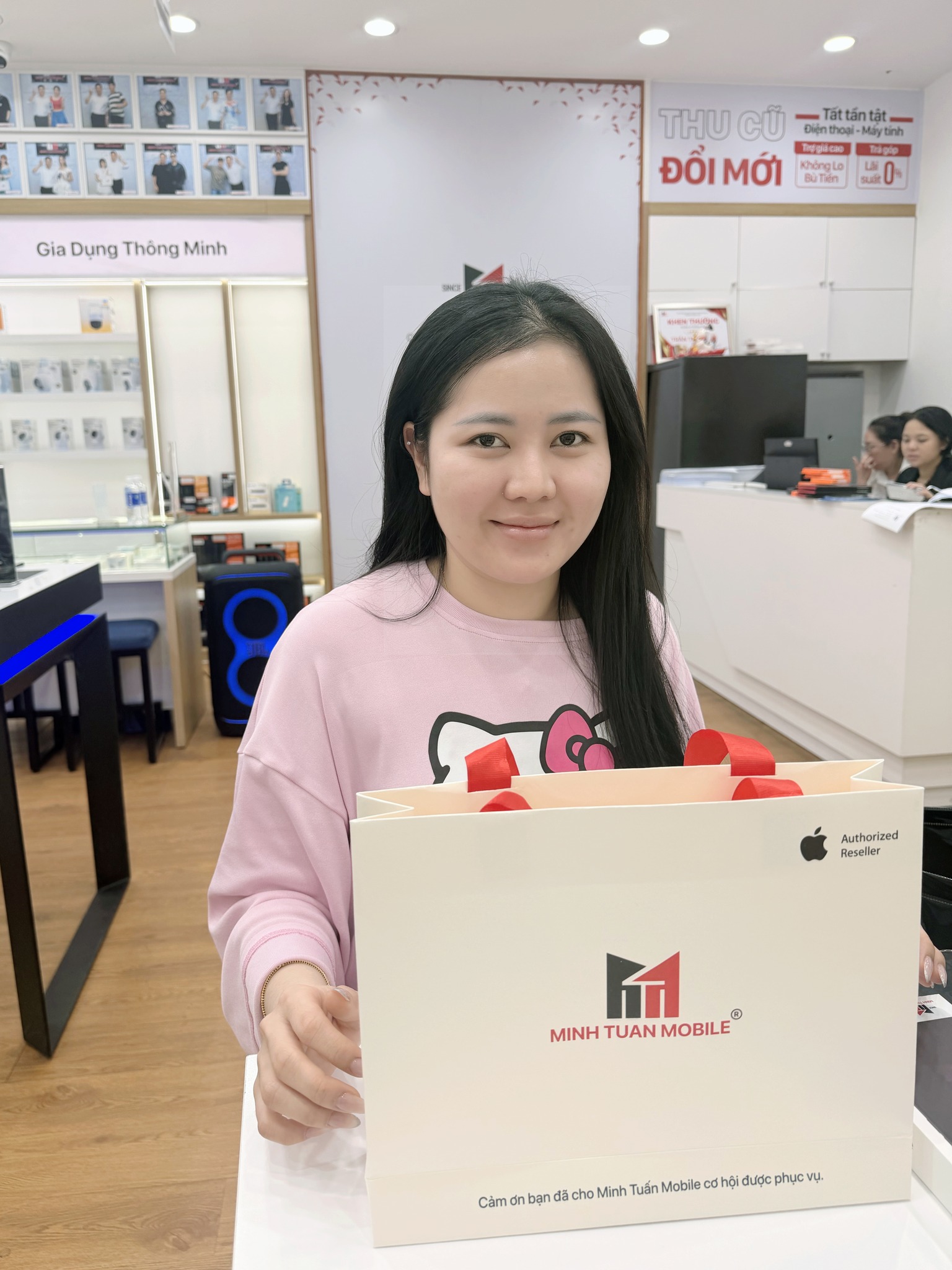 Minh Tuấn Mobile added a new photo. - Minh Tuấn Mobile