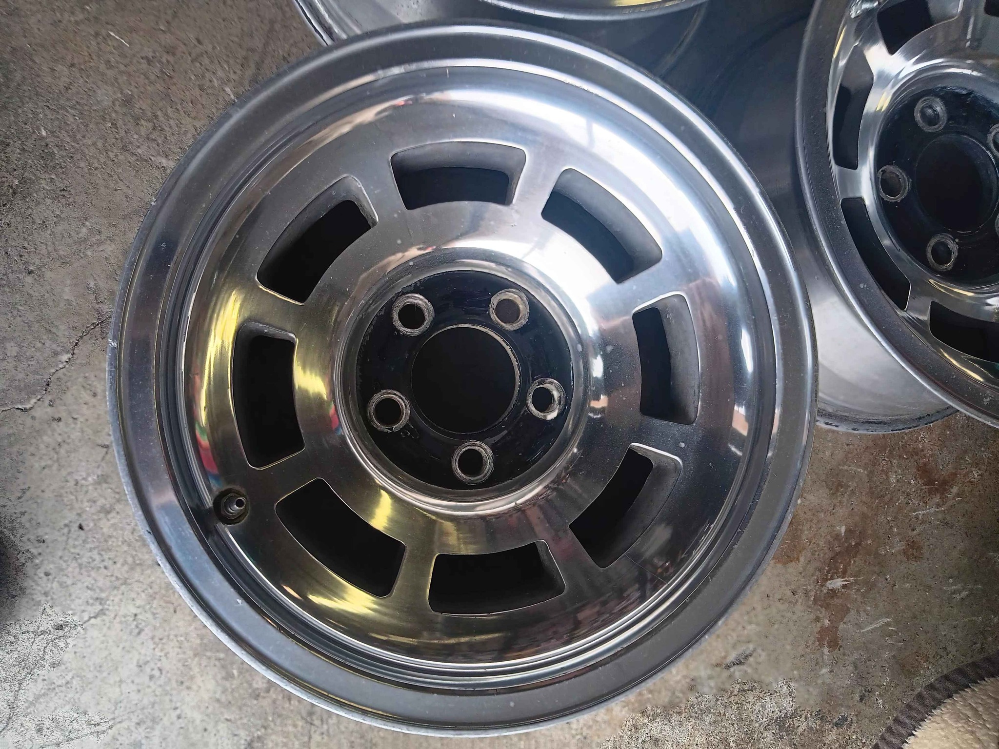1976 to1982 factory corvette aluminum rally rims beautiful condition ...