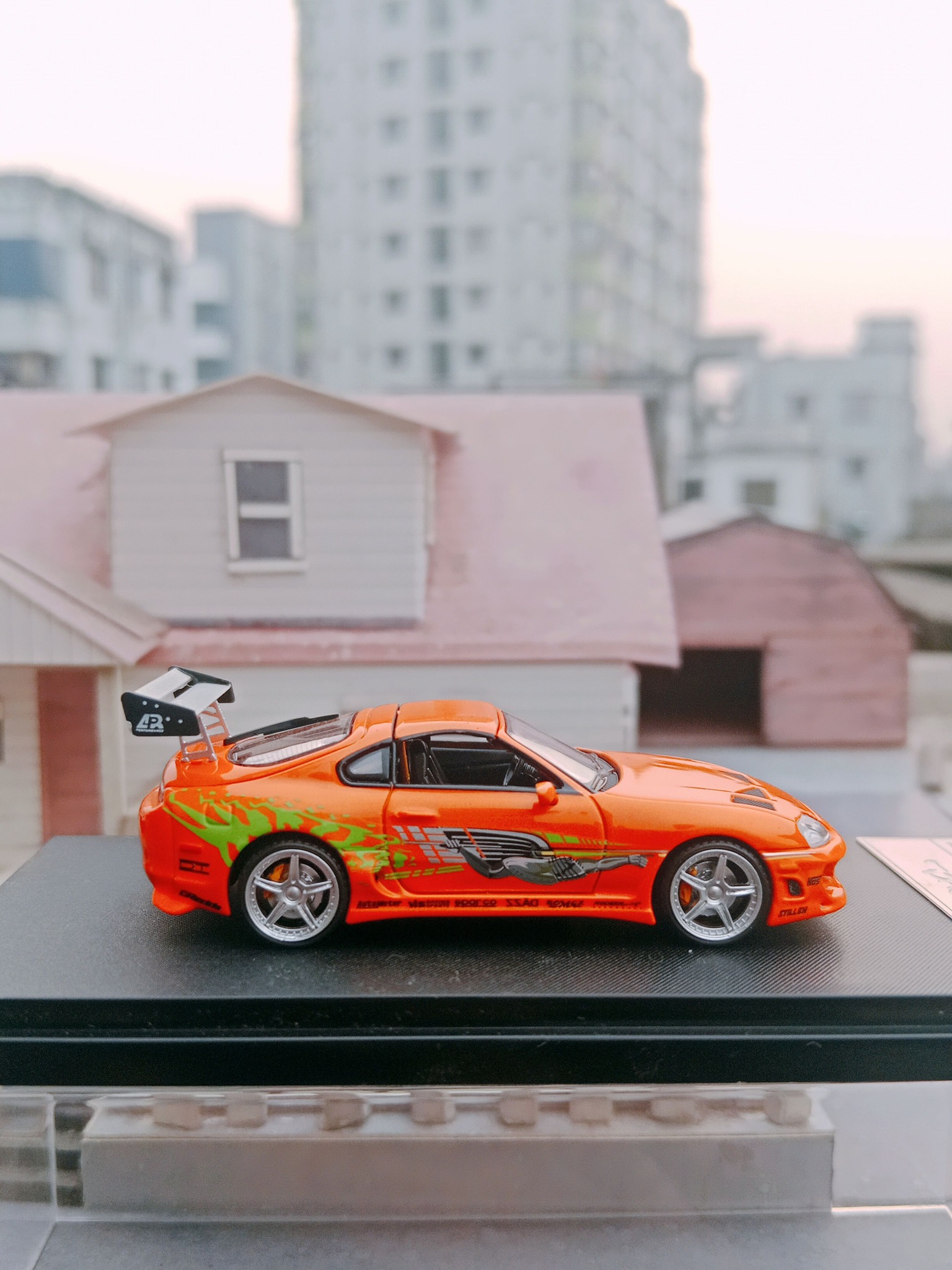 TimeMicro Toyota Supra A80Z 1:64 &ndash; Paul Walker Fast &amp; Furious &ndash; Edizione Limitata Arancione