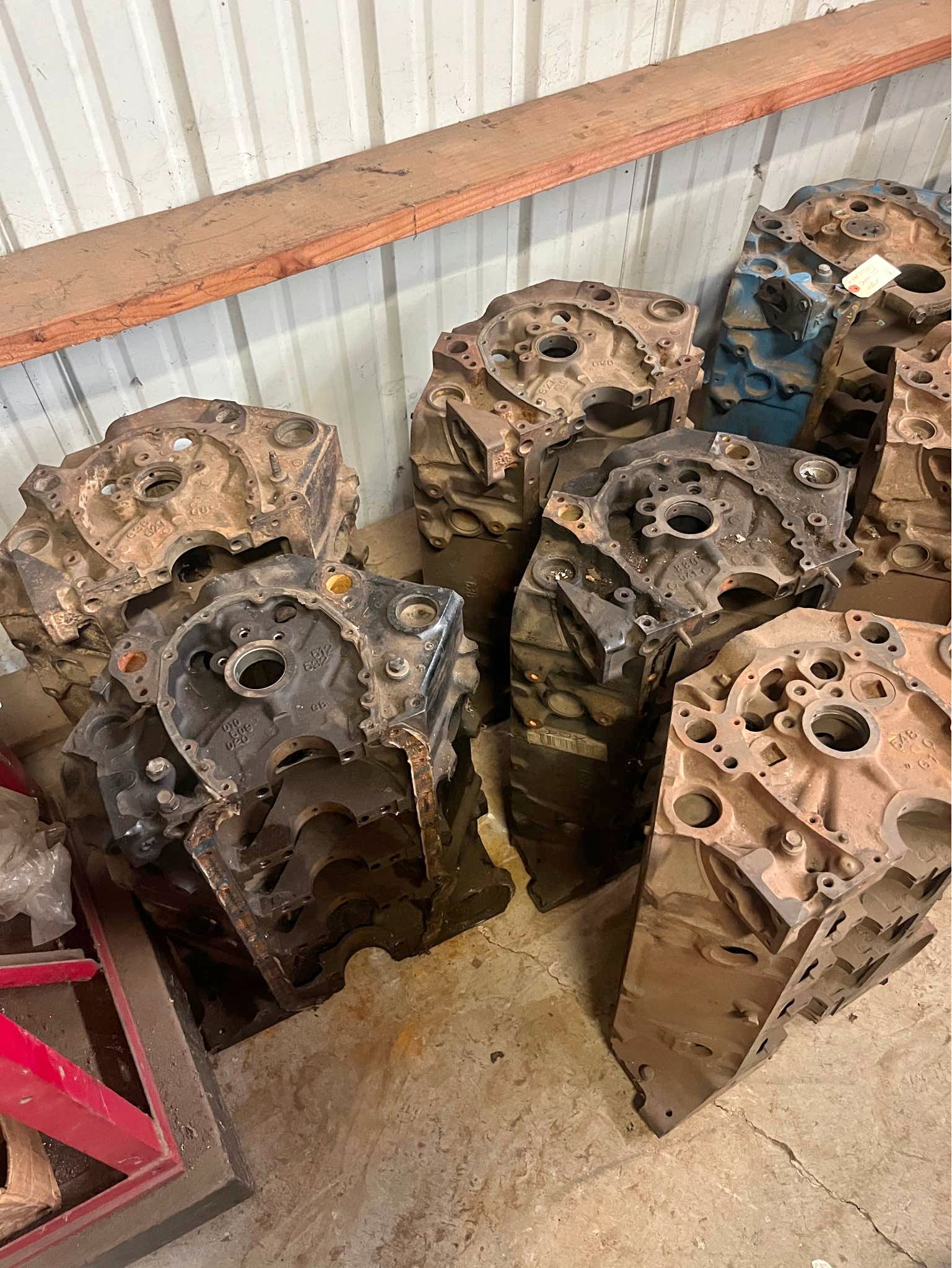 SBC Blocks w/ No Main Caps - Car Engines & Engine Parts - Vacaville ...