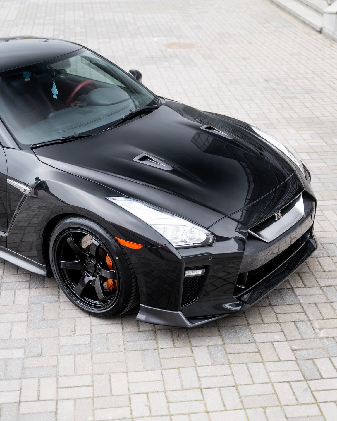 All black, all aggression. 🖤😈 This Nissan GT-R on Japan Racing
