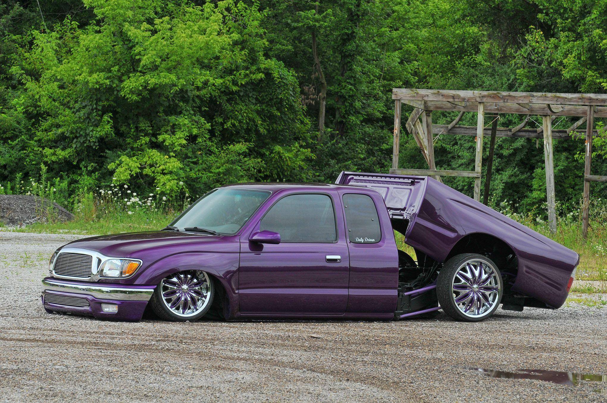Mini - Tilt-bed 2000 Toyota Tacoma. #minitruckinmagazine #fblifestyle # ...