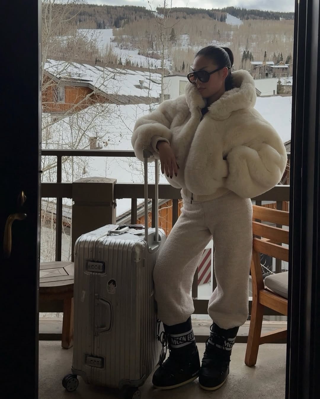 Cozied up in faux fur 🤍☃️ Ellen Vlora in the Skims Faux Fur
