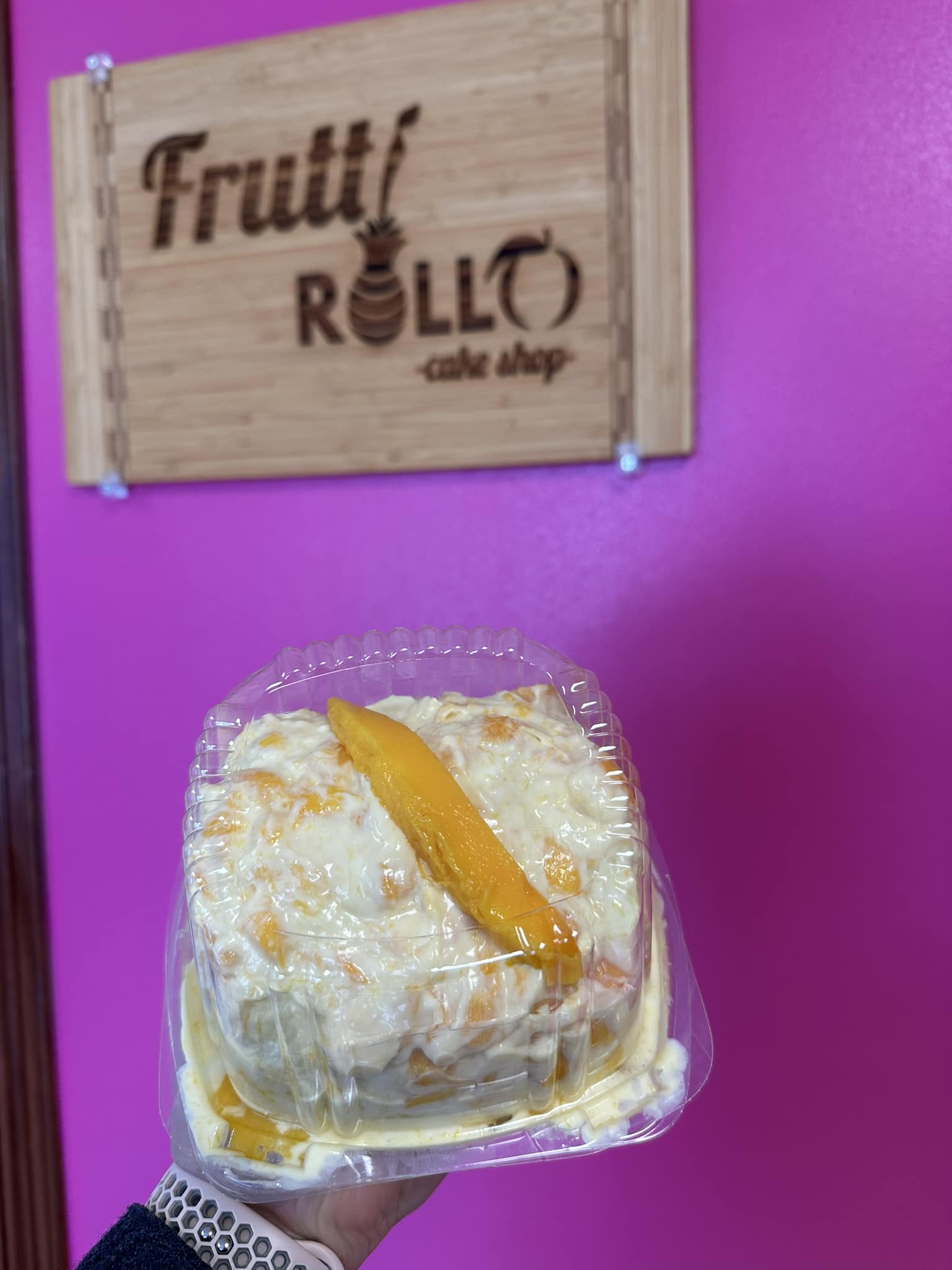 Frutti Rollo Cake Shop | Los Fresnos TX