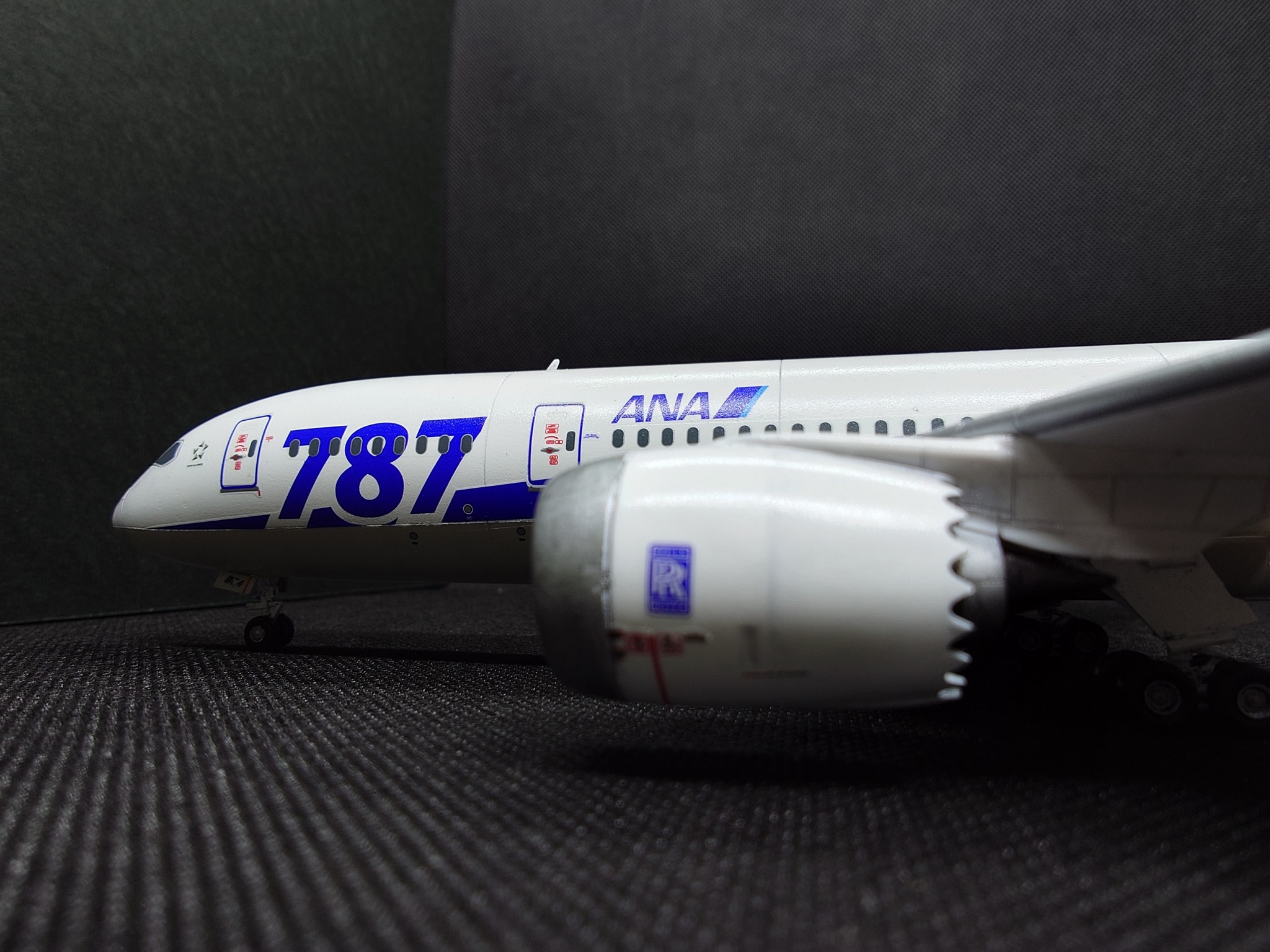 Completed 1/200 Hasegawa Ana Boeing 787-8 model