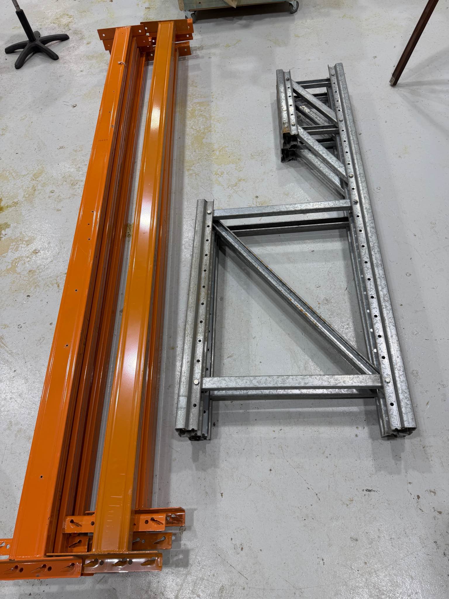 Pallet wracking side workbench - Ladders & Scaffolding - Sydney ...