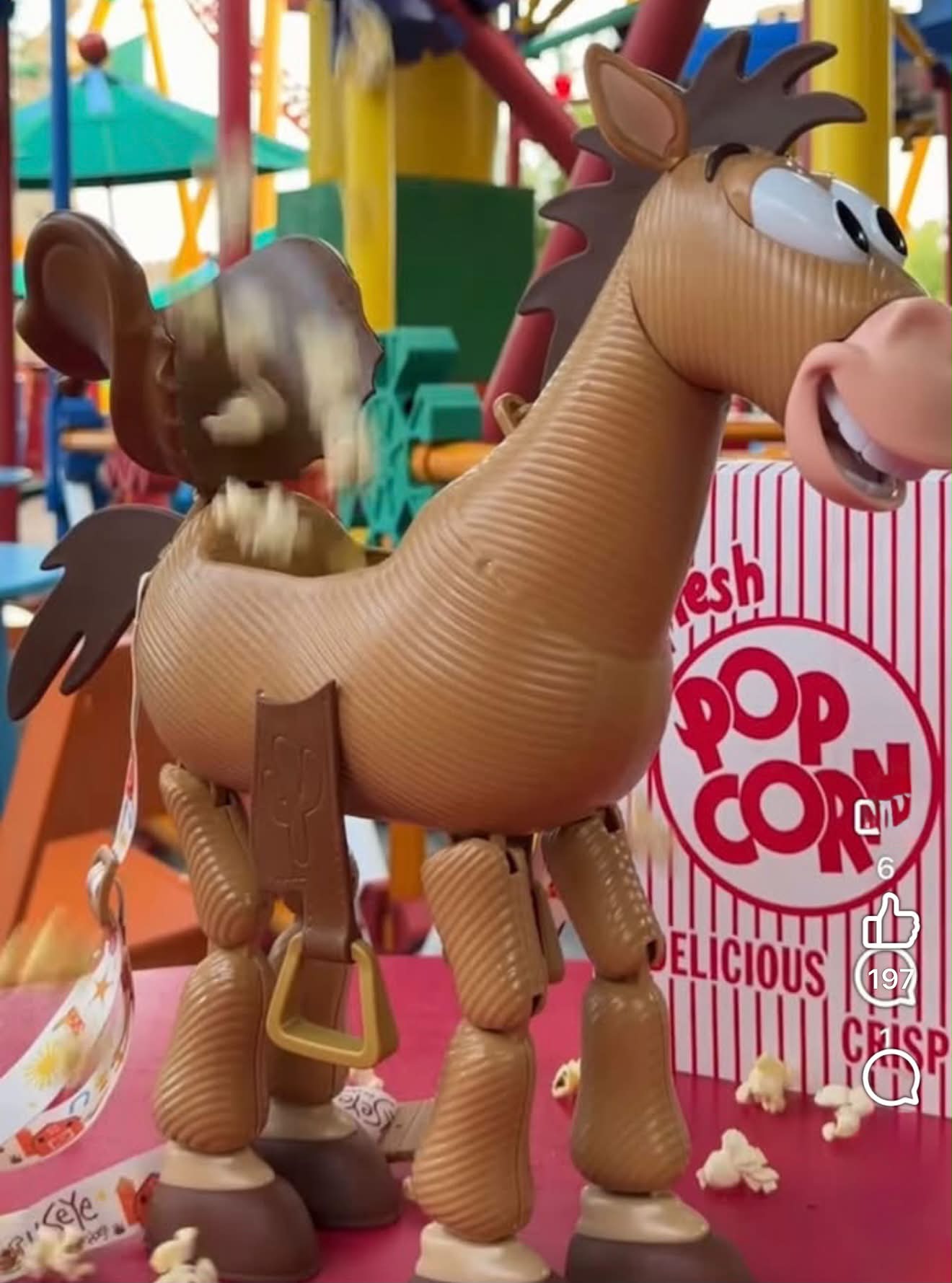 Disney Parks Bullseye ポップコーンバケット RUN LIKE THE WIND! 🐎 The new Bullseye Popcorn Bucket has galloped