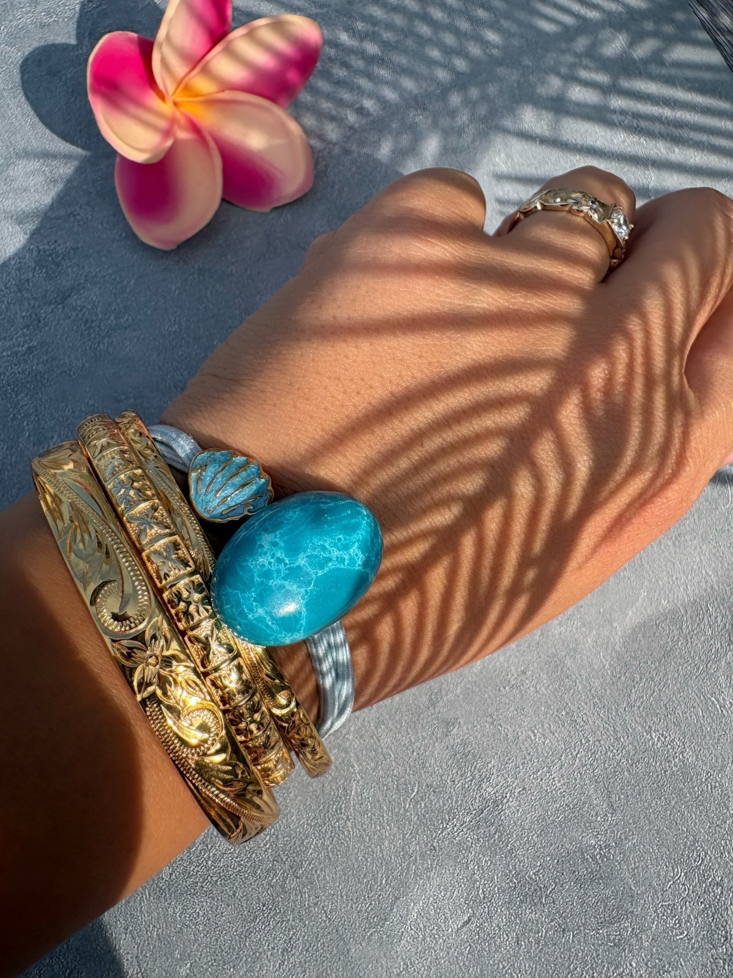 Manoalino Hawaiian jewelry