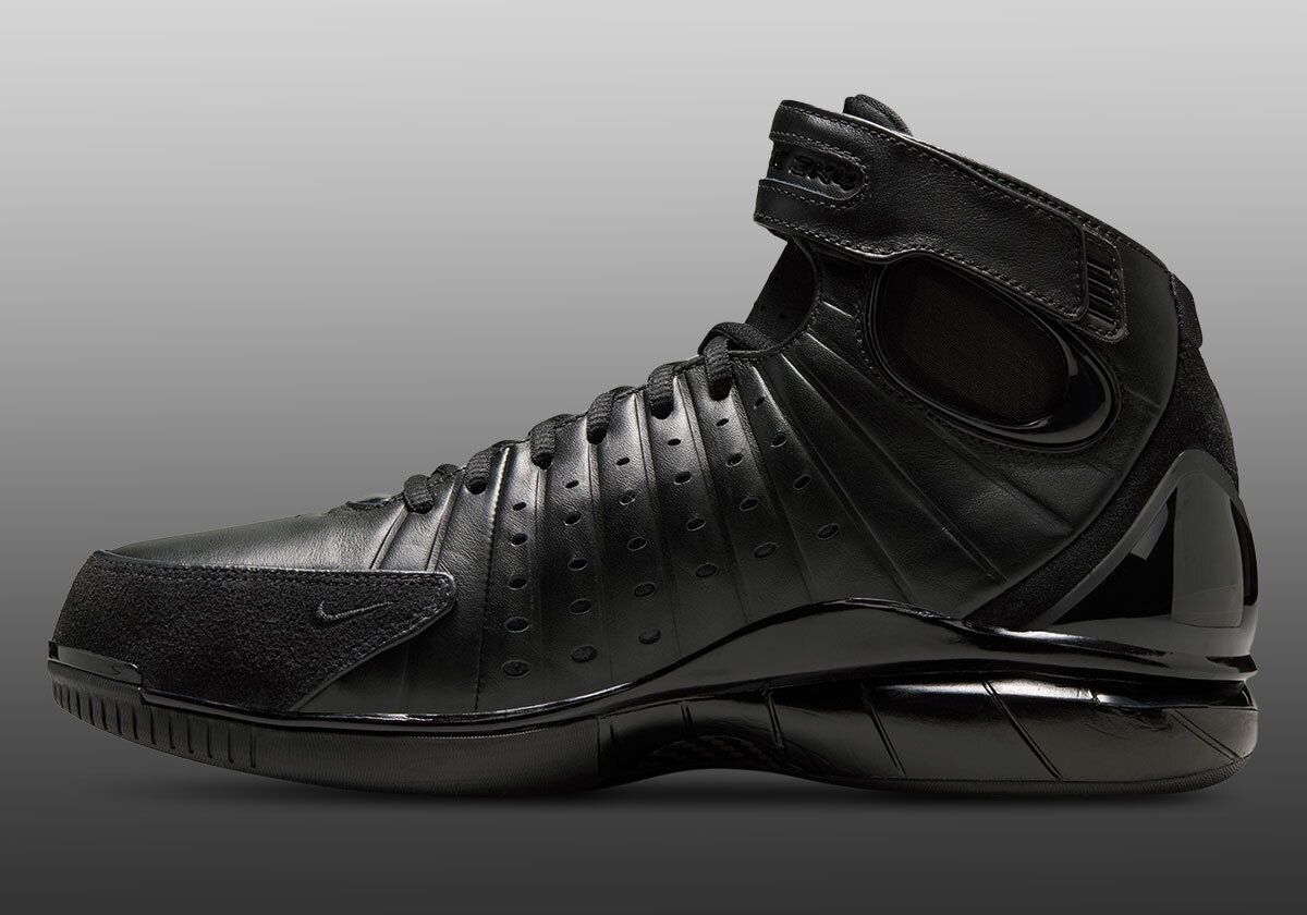 Nike Zoom Huarache 2k4 OT drops in black on April 30th for $200. A