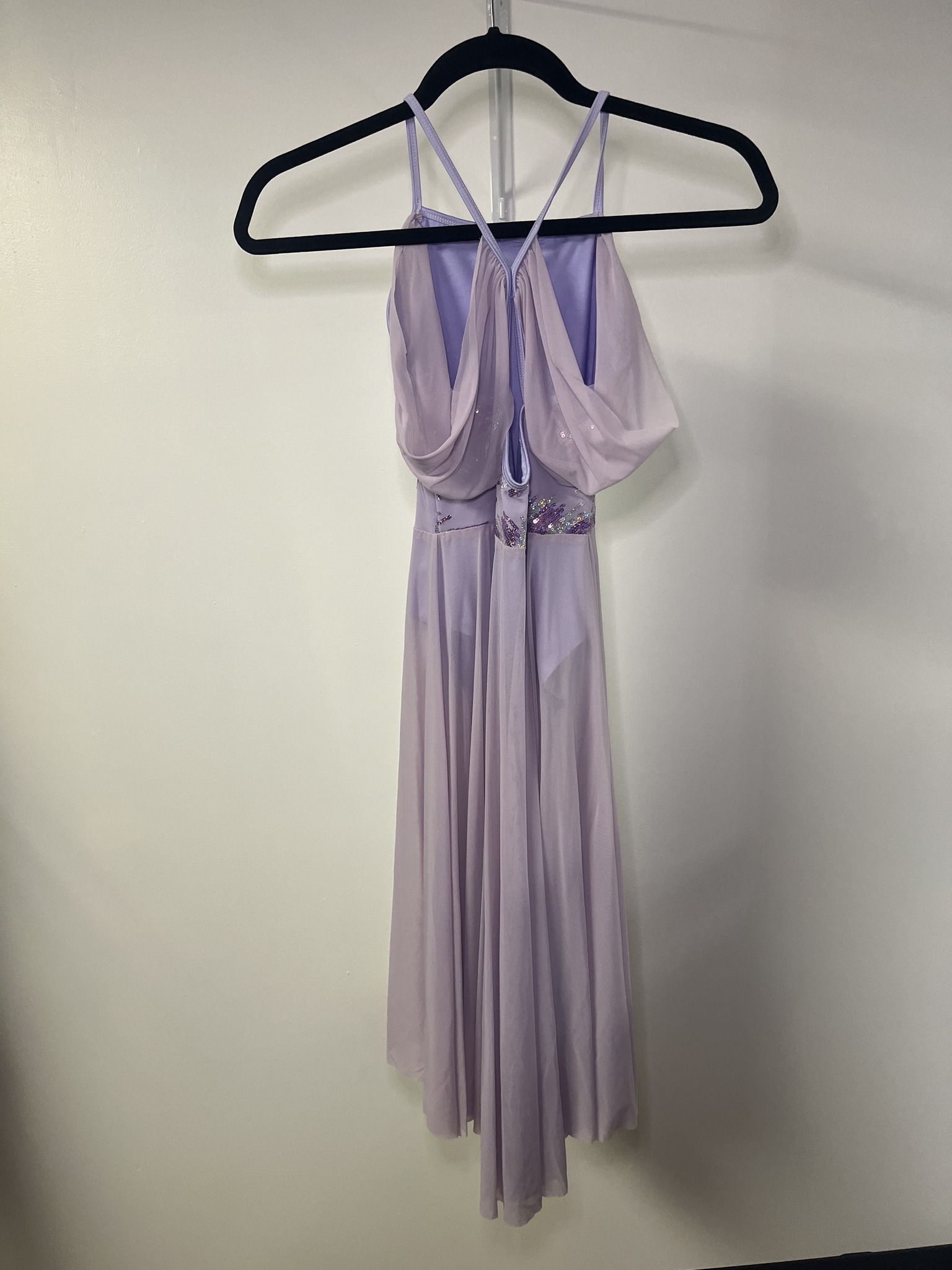 Costume Description: Flowy light purple lyrical dress Costume Inventory Code: Q-2 Approximate size: Child L Catalogue: Weisman Price: $60 Rhinestoning Service Available: YES Please DM our account with the costume inventory code (