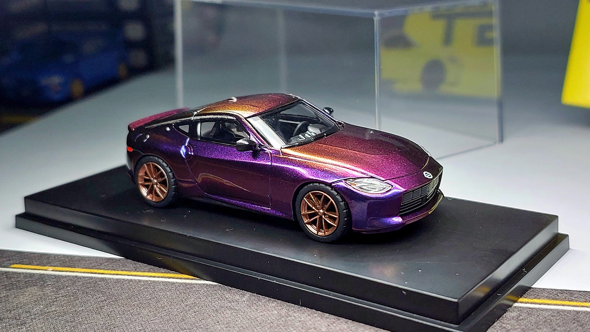 I wonder if Nissan Z combined with purple, what would it look like