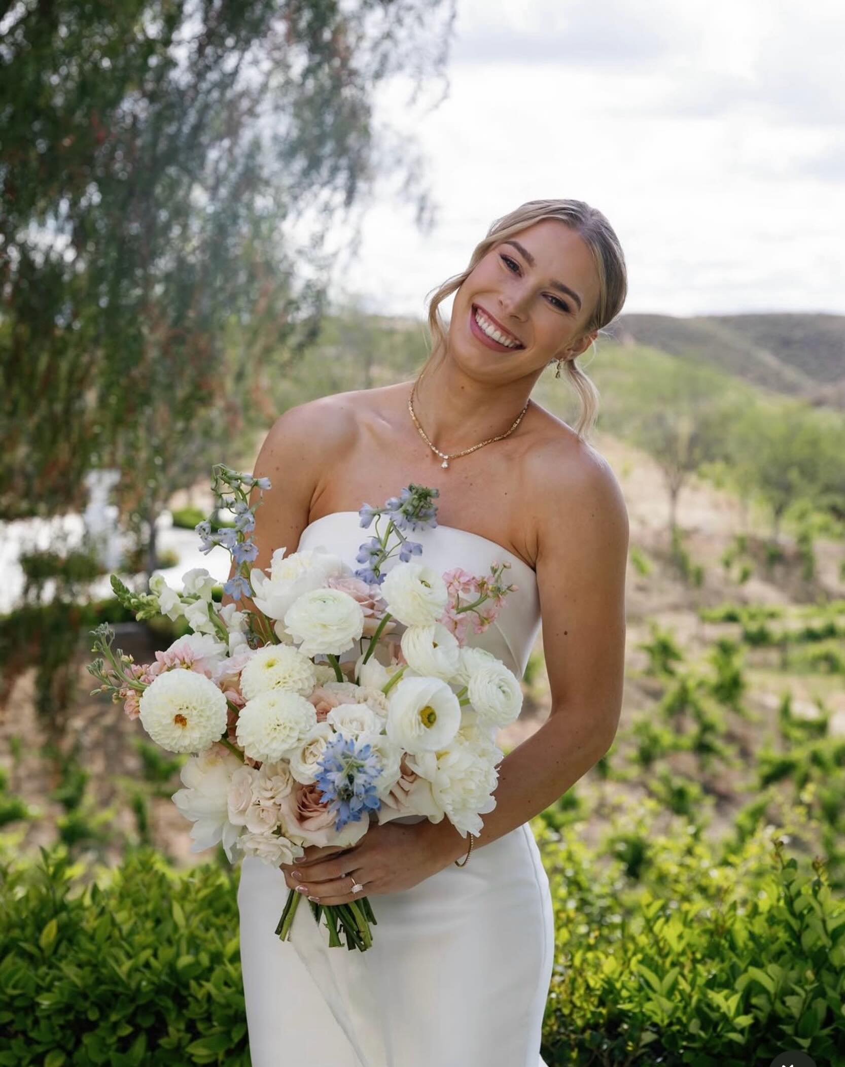 hanna marin bridal shower dress Find your dream wedding at Margarita's Dress Code: Black &