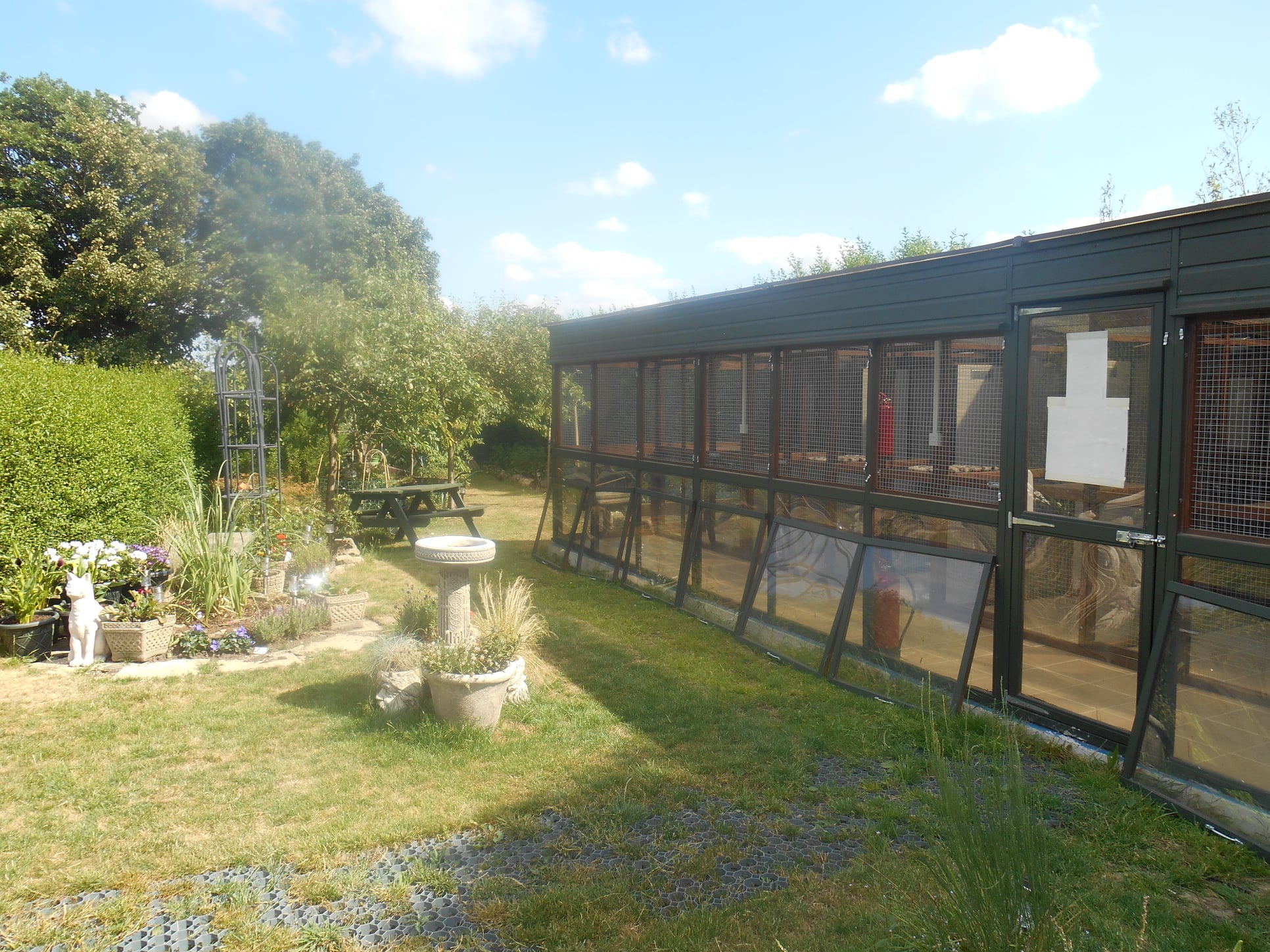 Petwatch Cattery and Dog Home Boarding | Huddersfield