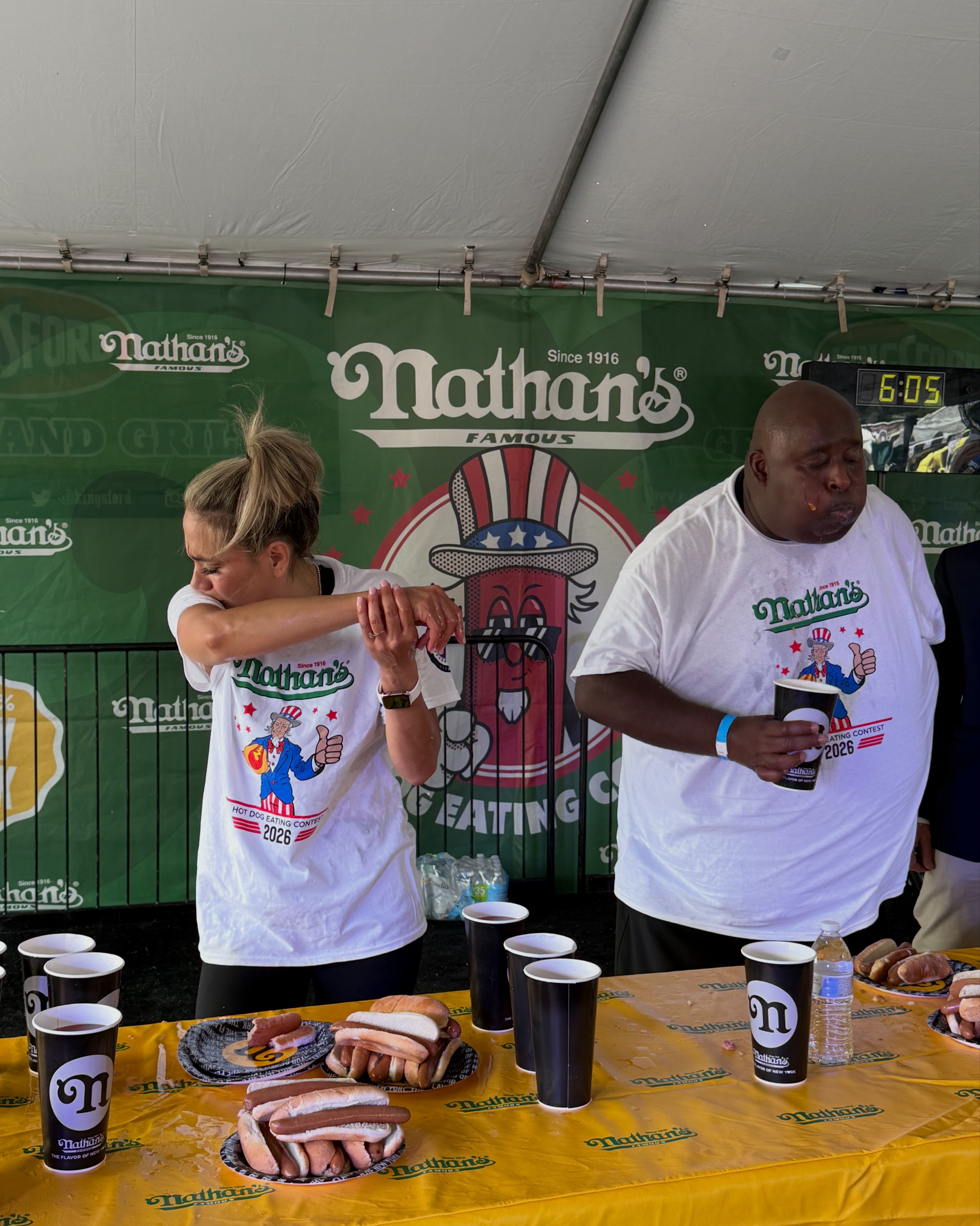 It took three MLE legends to take down the Queen. 🌭 At the 34th