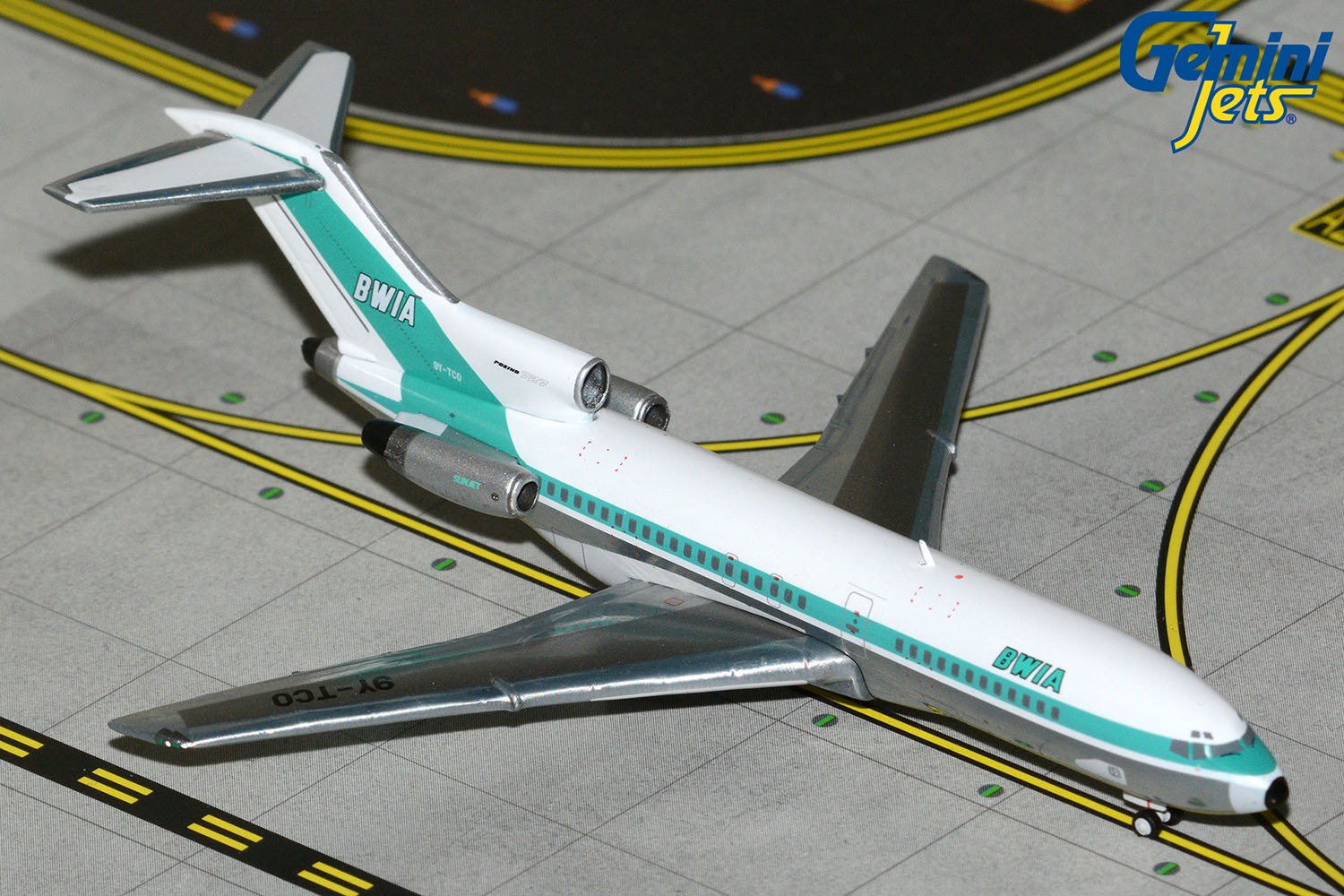 GeminiJets - FRIDAY FREIGHTER! GeminiJets 1:400-scale UPS MD-11F