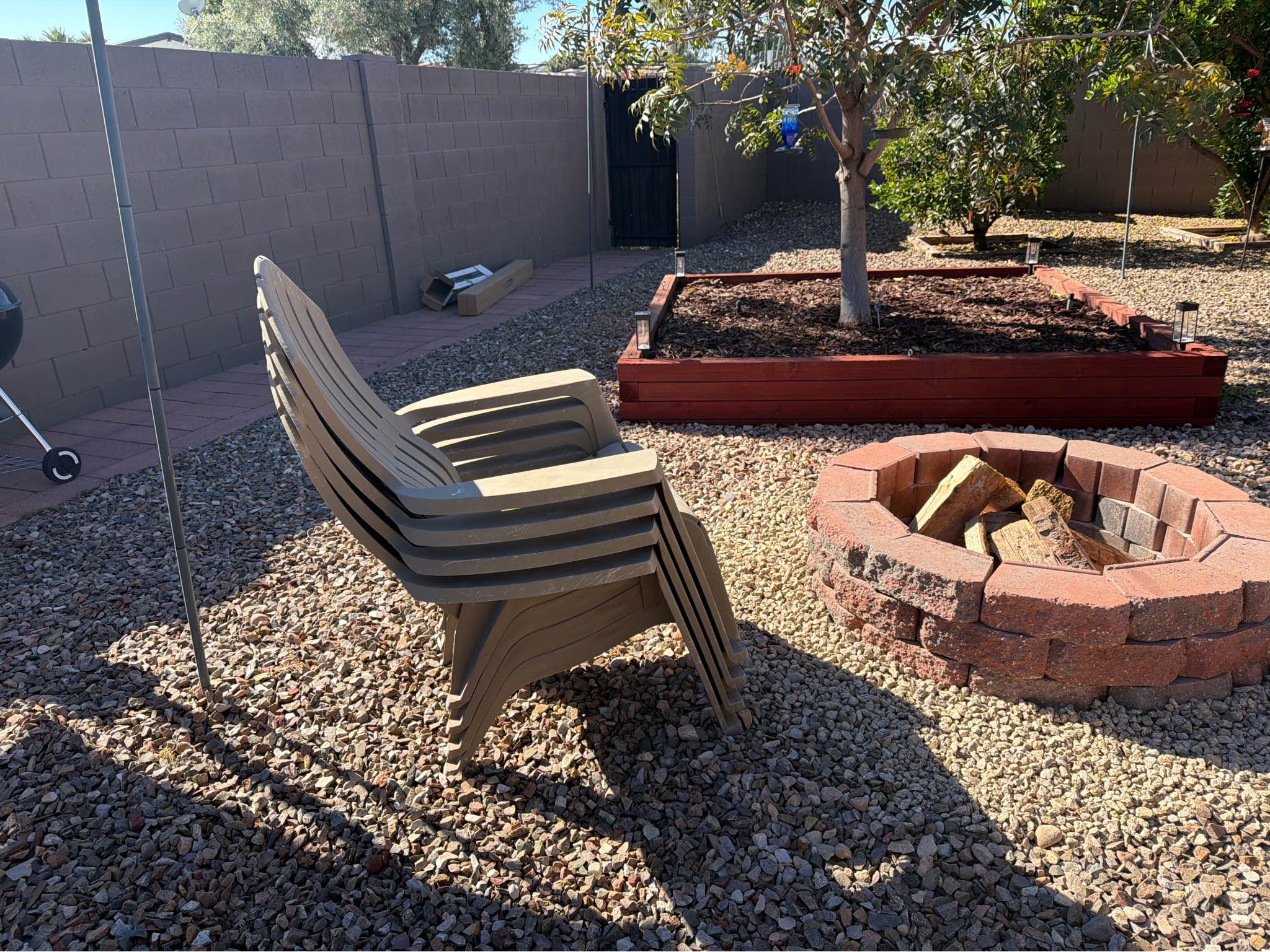 🚚 Moving – Stackable Outdoor Chairs MUST GO - Outdoor Chairs, Benches ...