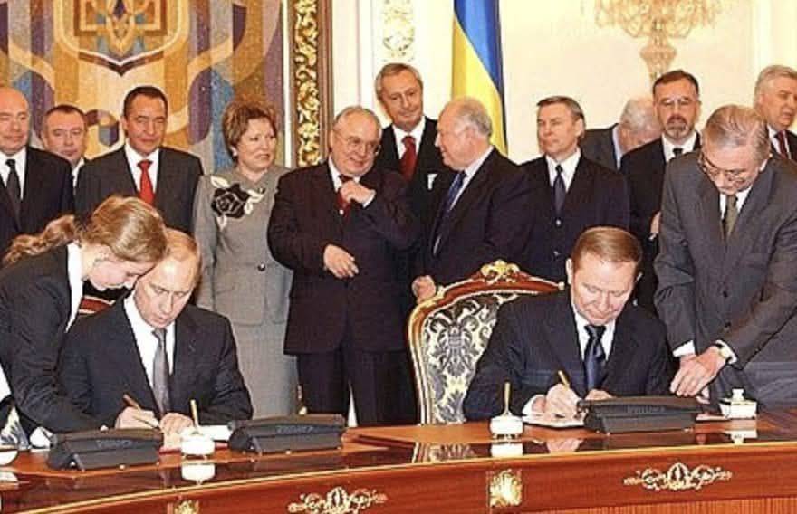 World - 🇺🇦🇷🇺 Putin agreeing to respect Ukraine's internationally ...