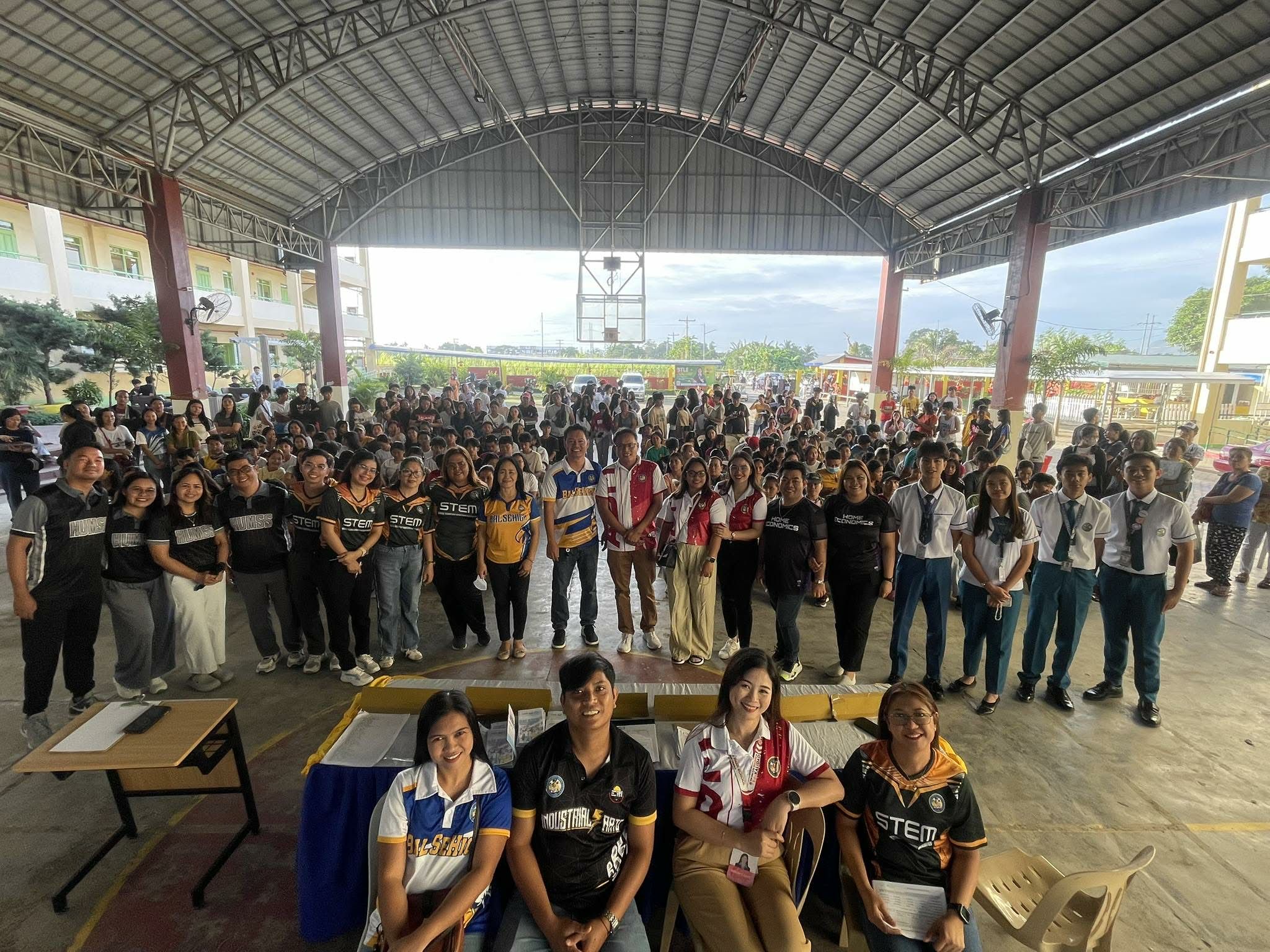 DepEd Tayo Balayan... - DepEd Tayo Balayan SHS-Batangas