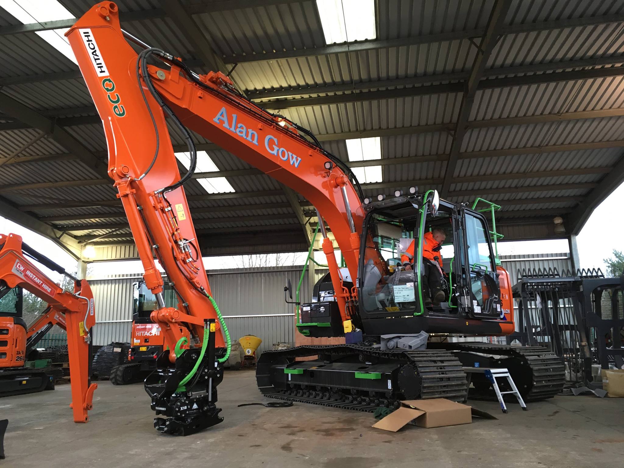 Spotted by Danish Construction Channel 👀 A pair of custom-built
