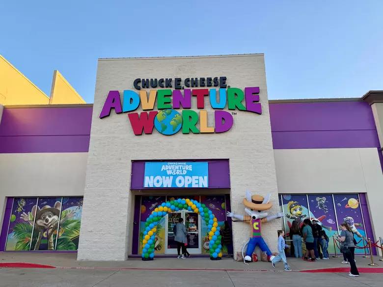 🎉 CHUCK E. CHEESE'S ADVENTURE WORLD HEADED TO CHESTERFIELD IN