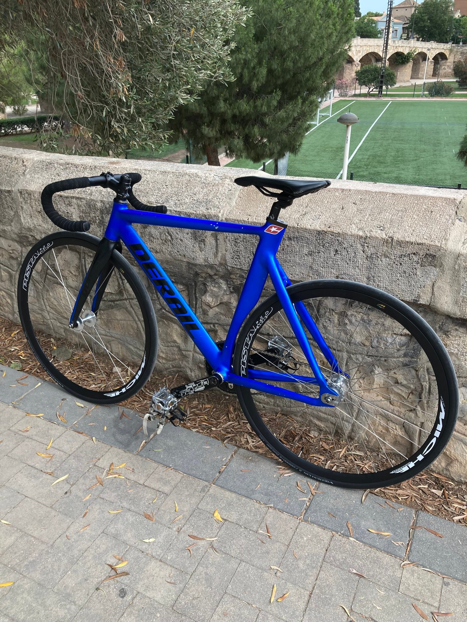 gravel bike 2024 modelle Intense 951 Carbon 54cm Small – South Tampa Bicycle Co Model Family:Fuji Aloha HIDOES C1 ELECTRIC BIKE Travelite Basics Plane Rollenreisetasche