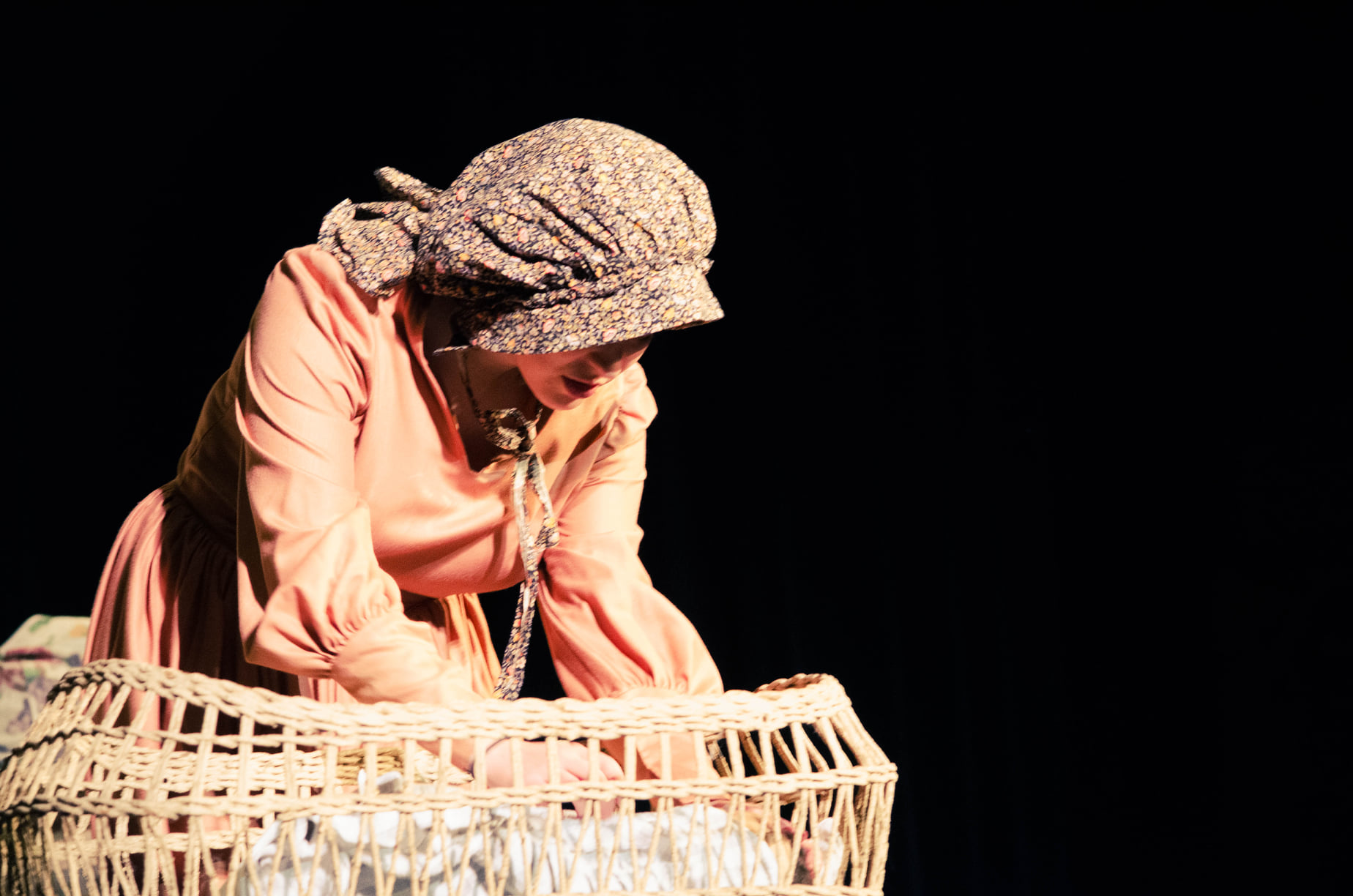 Pioneer - The creator of The Pioneer Women Production, Debra Harden Rue ...