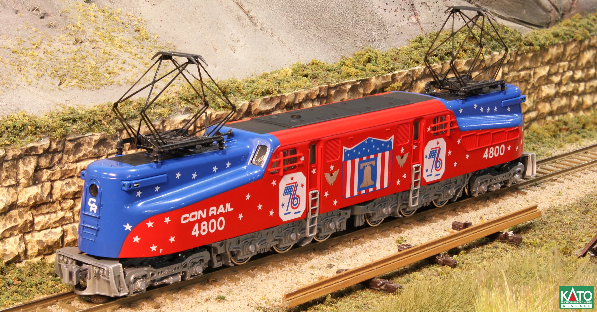Conrail bi-centennial tourist train model