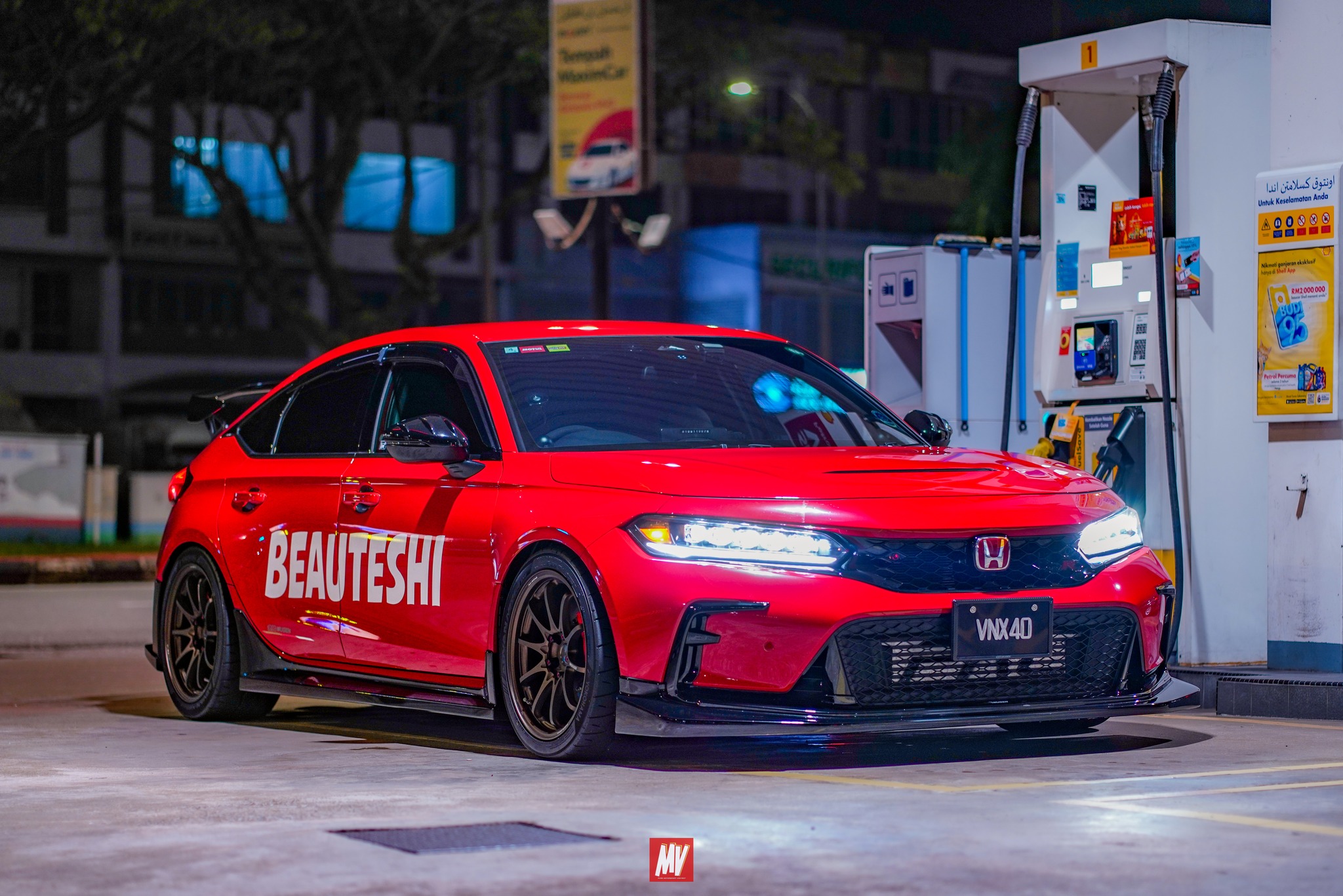 Civic FL5 Mugen BEAUTESHI load this FL5 with Mugen goodies from