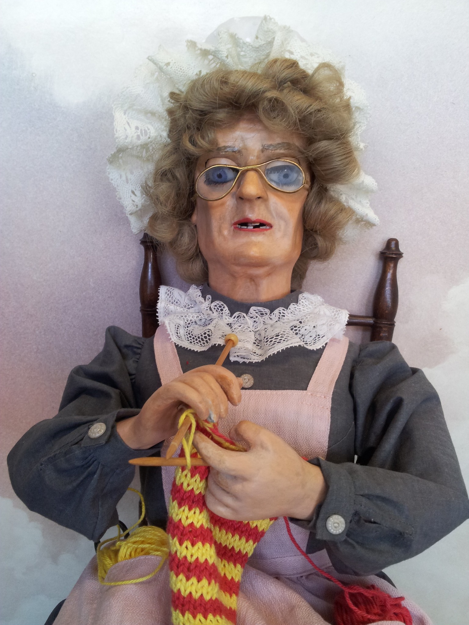 Catherine Rivière - Créateur, restaurateur d'automates & tableaux animés