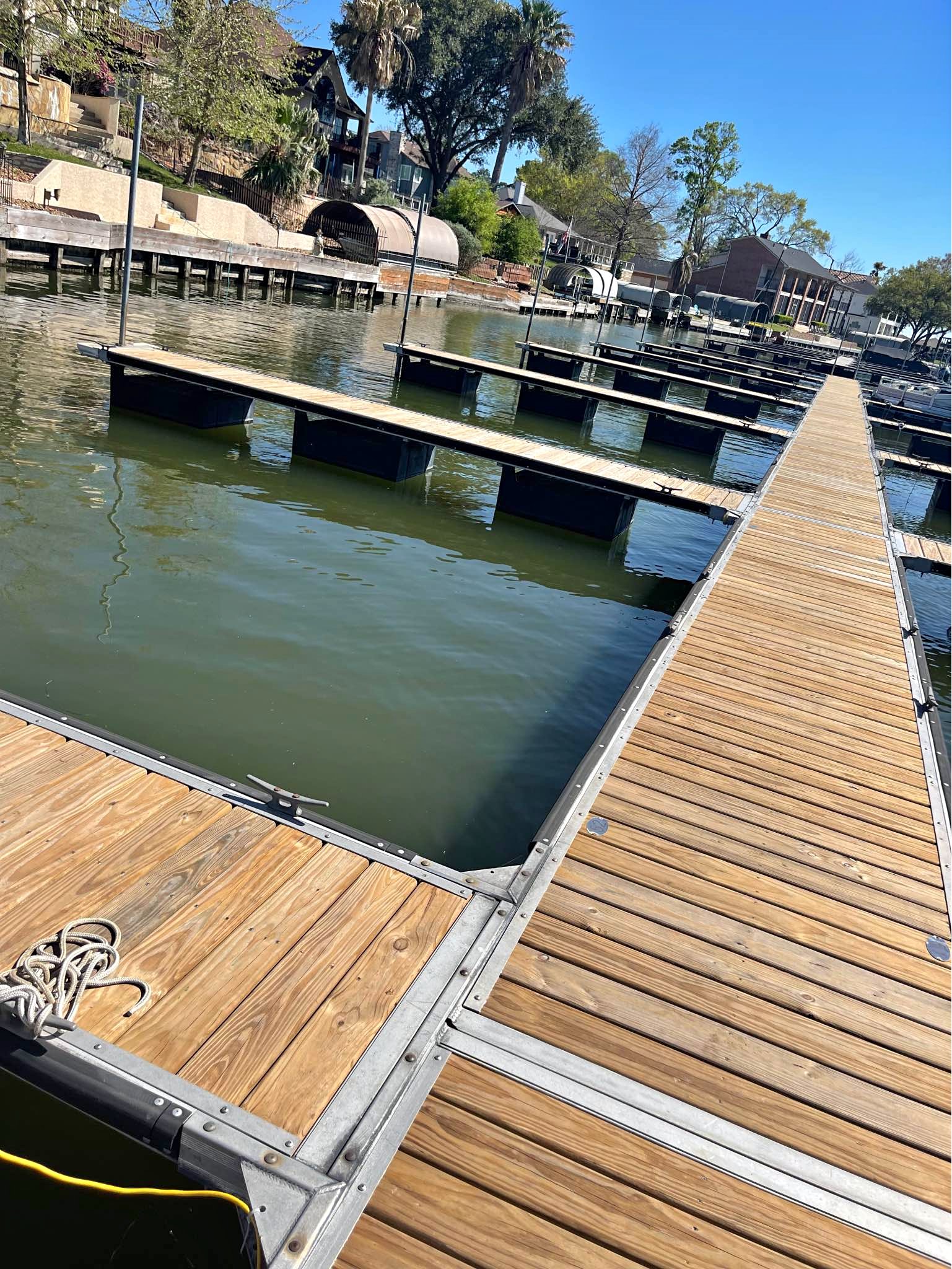 Private Boat Slip & Marina For Rent With 2 Private Boat Ramps - Boats ...