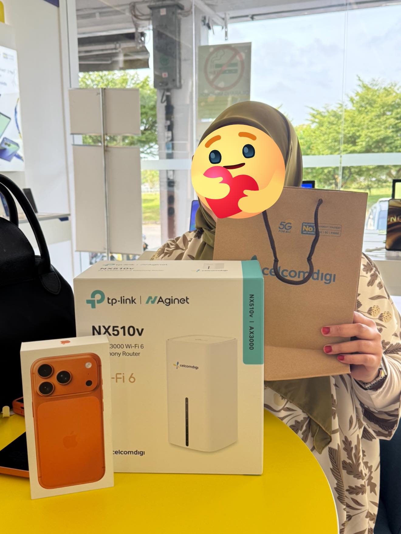 Digi Store Express... - Digi Store Express Bintulu Sentral