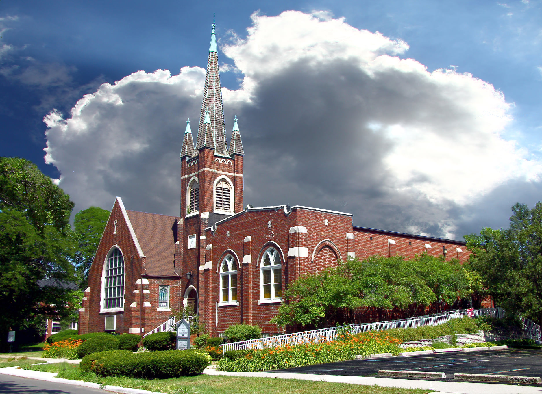 WYANDOTTE'S Wonderful Churches..
