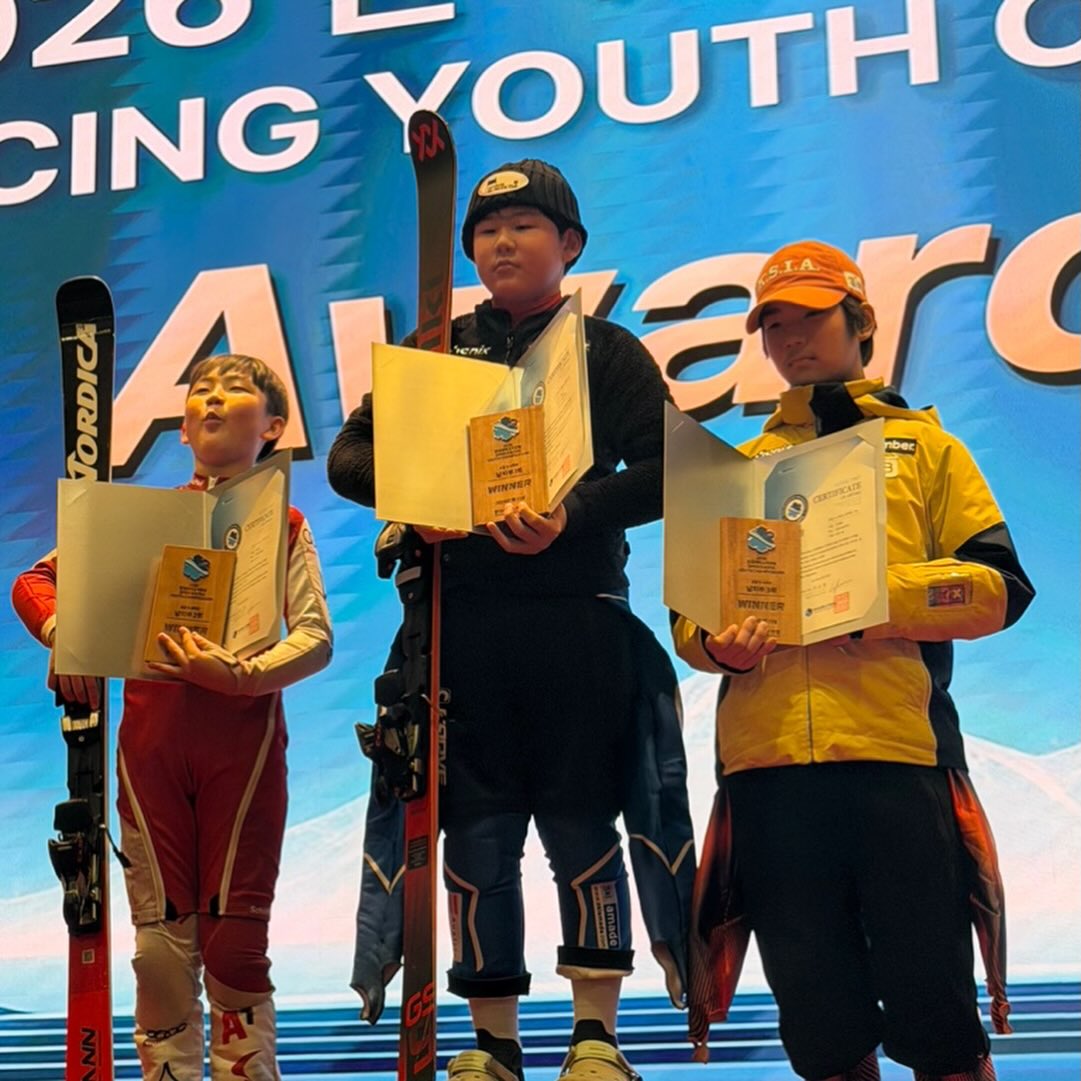 Leejihyung_Ski_Racing_Club... - Leejihyung_Ski_Racing_Club