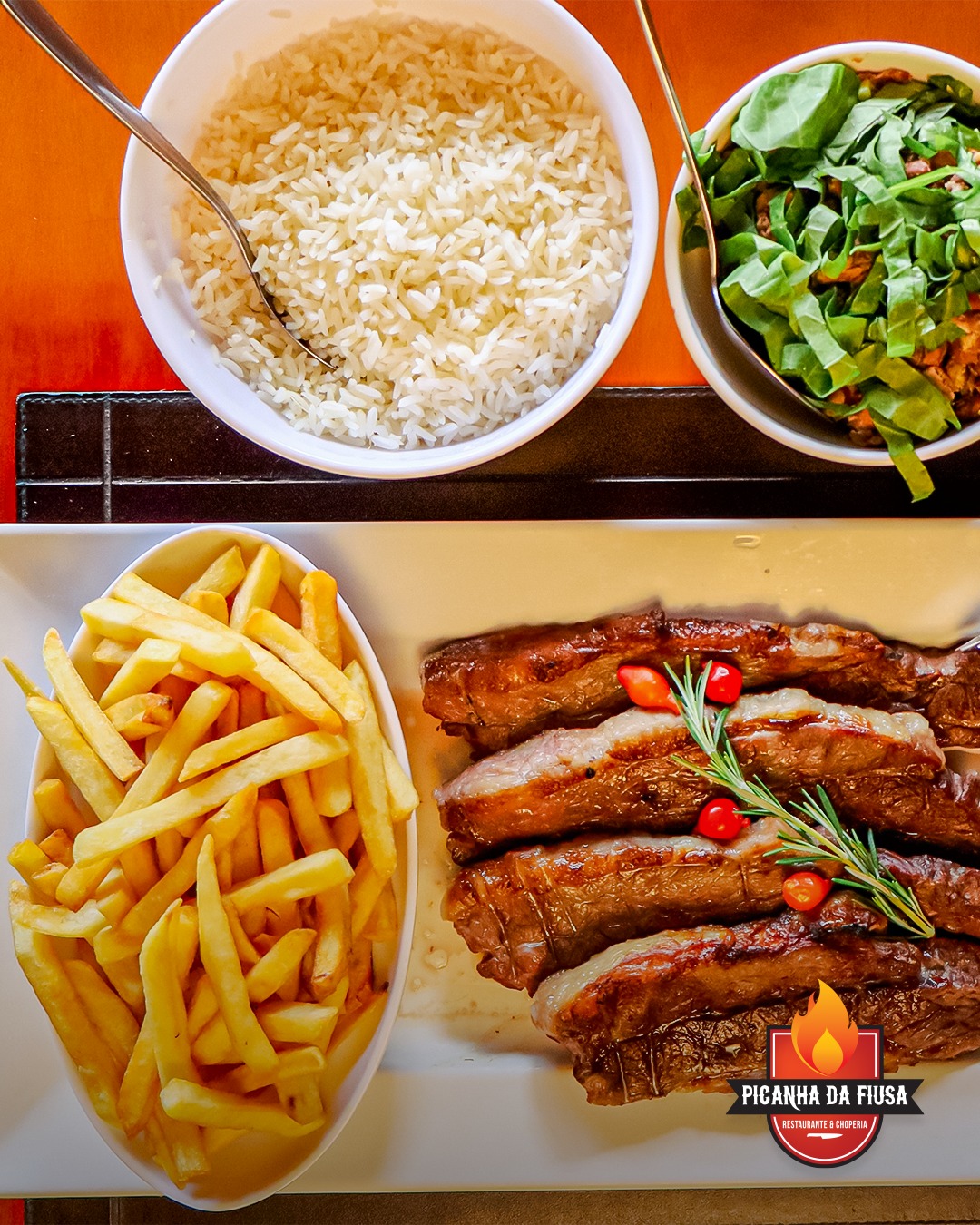 Picanha da Fiusa - Uma porção de Peixe Frito com uma Caipirinha não ...