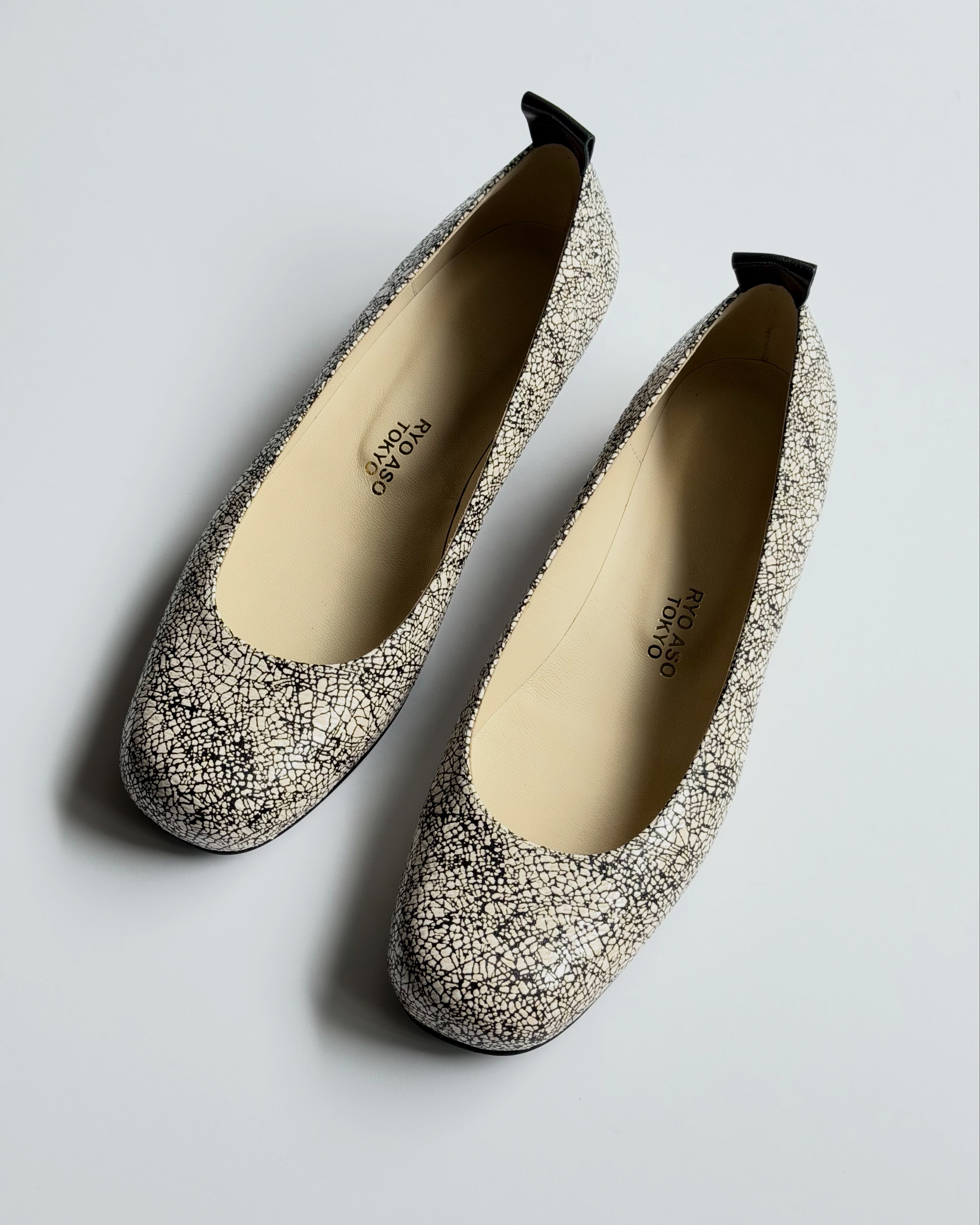 13.14日限定値下げ RYO ASO リョウアソウ フラットシューズ 23cm 13.14